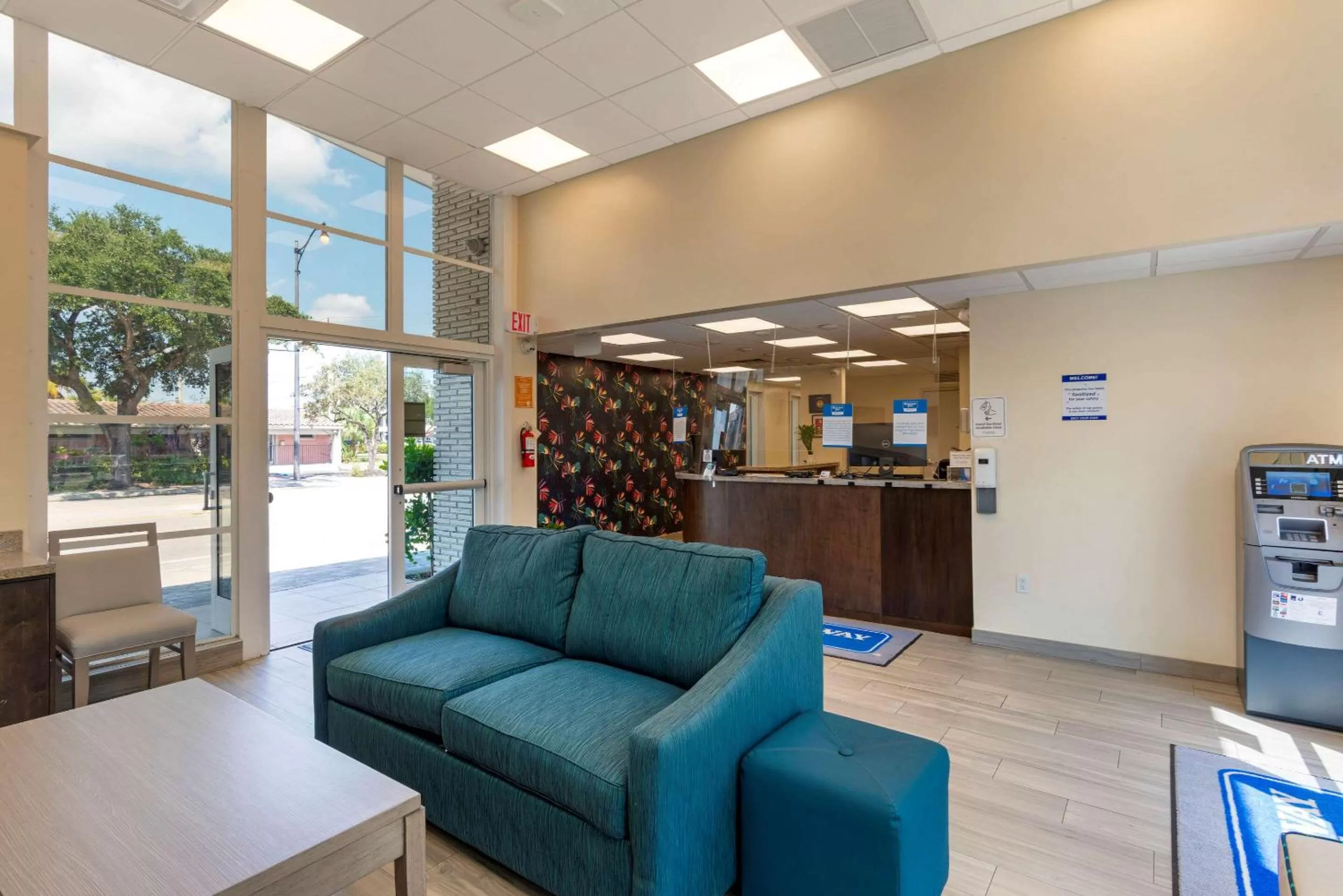 Lobby or reception in Downtown Hollywood Gardens Inn & Suites