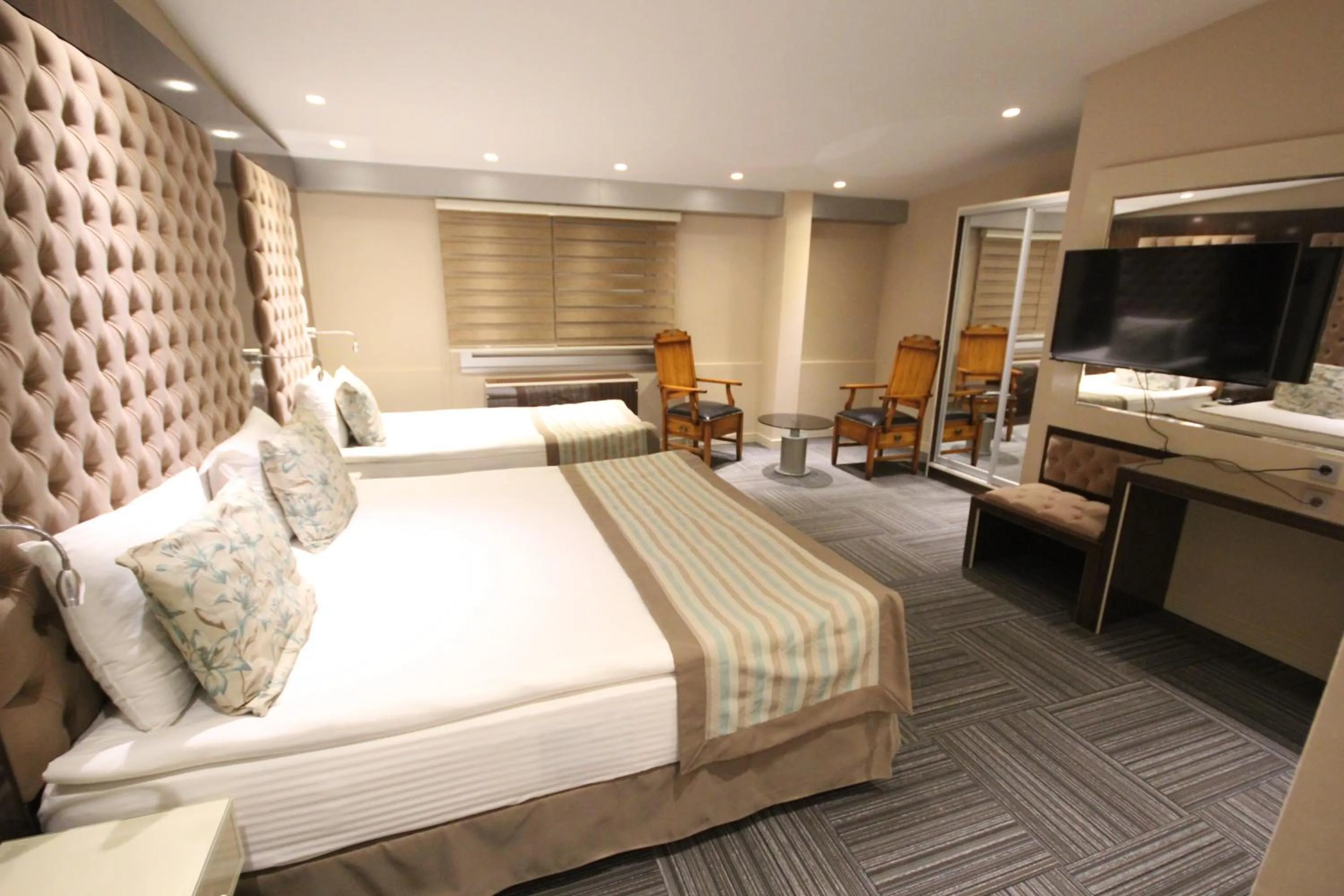 Photo of the whole room, Bed in Ankara Gold Hotel