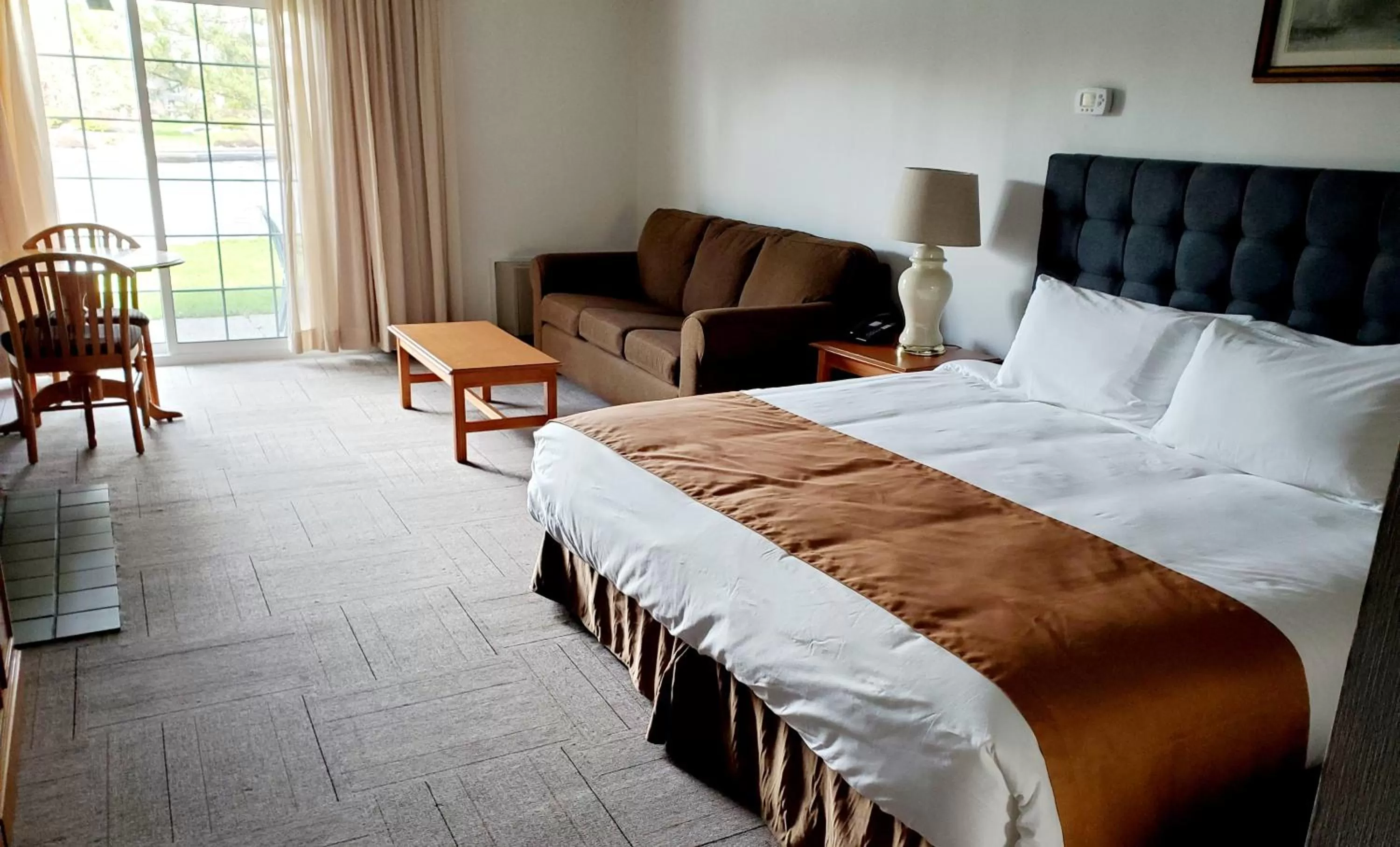 Lagoon City Pier One Resort