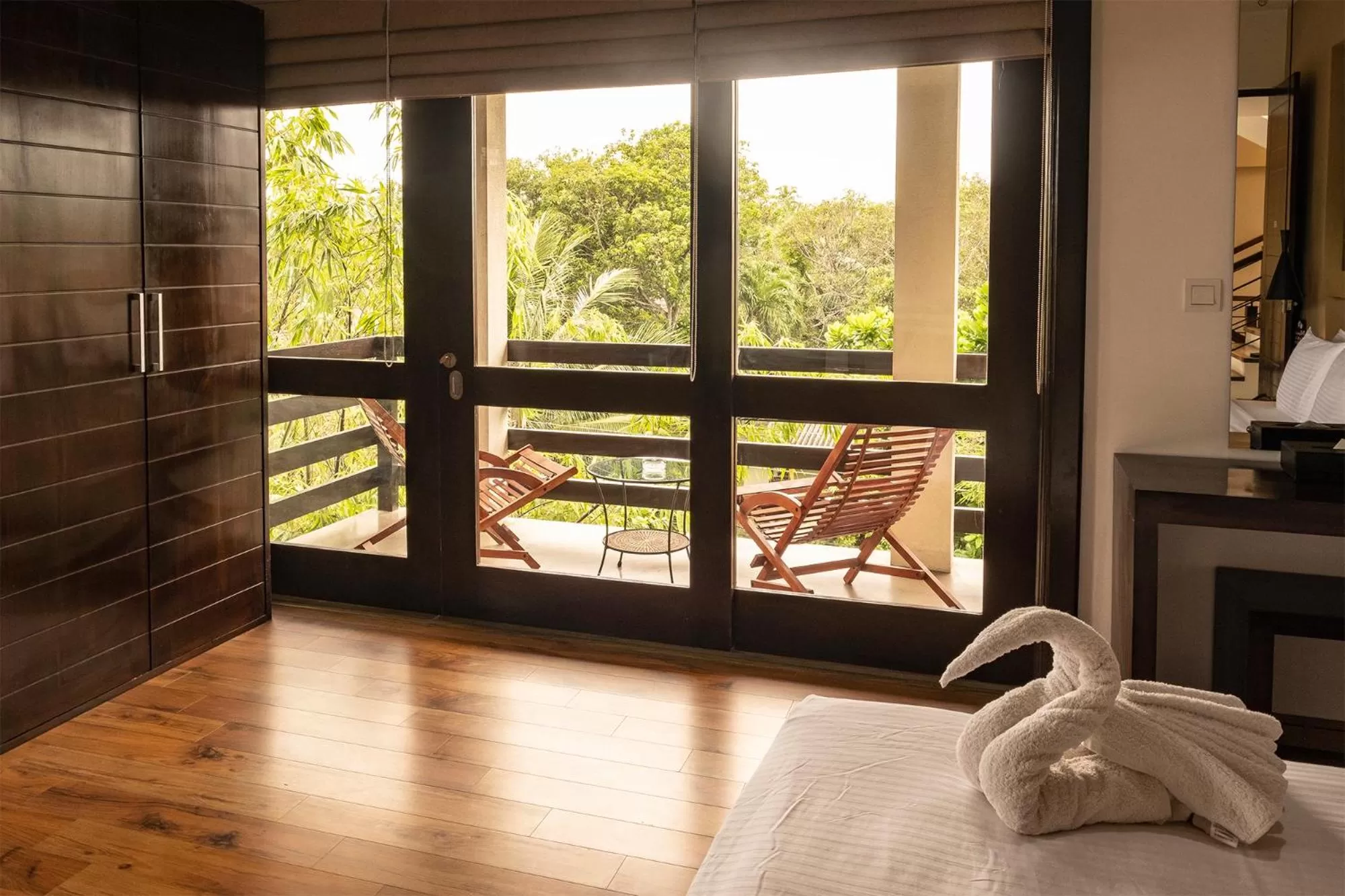 Bed in Terrace Green Hotel and Spa - Free Airport Shuttle Service