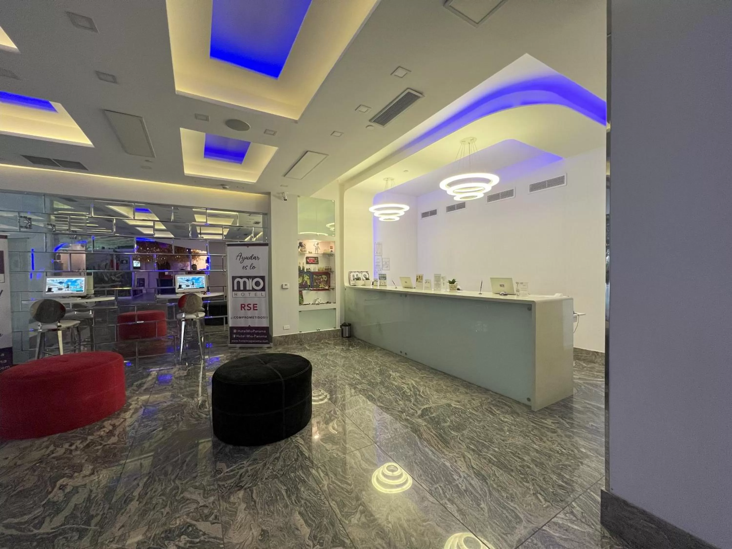 Lobby or reception in Hotel Mio Panamá