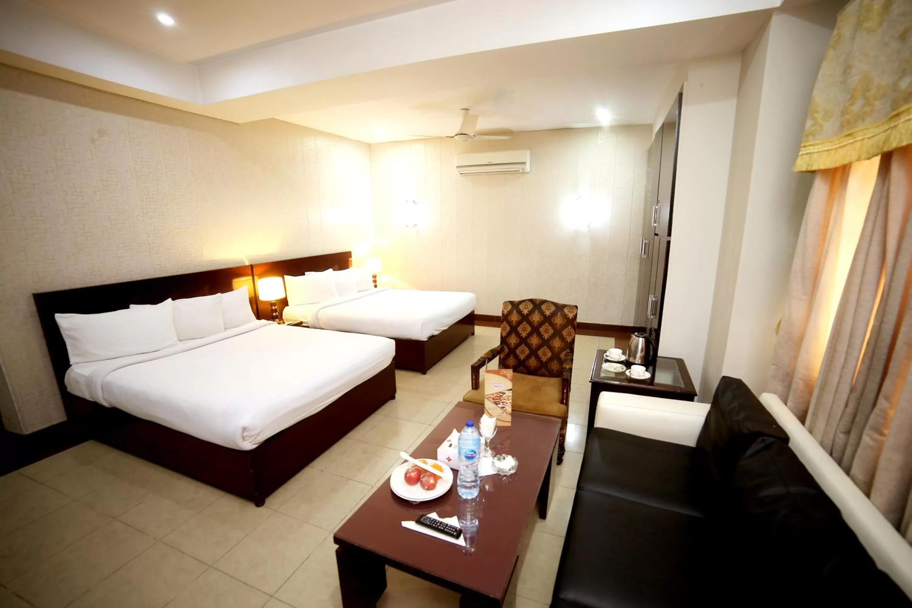 Bedroom in Hotel Multan Continental