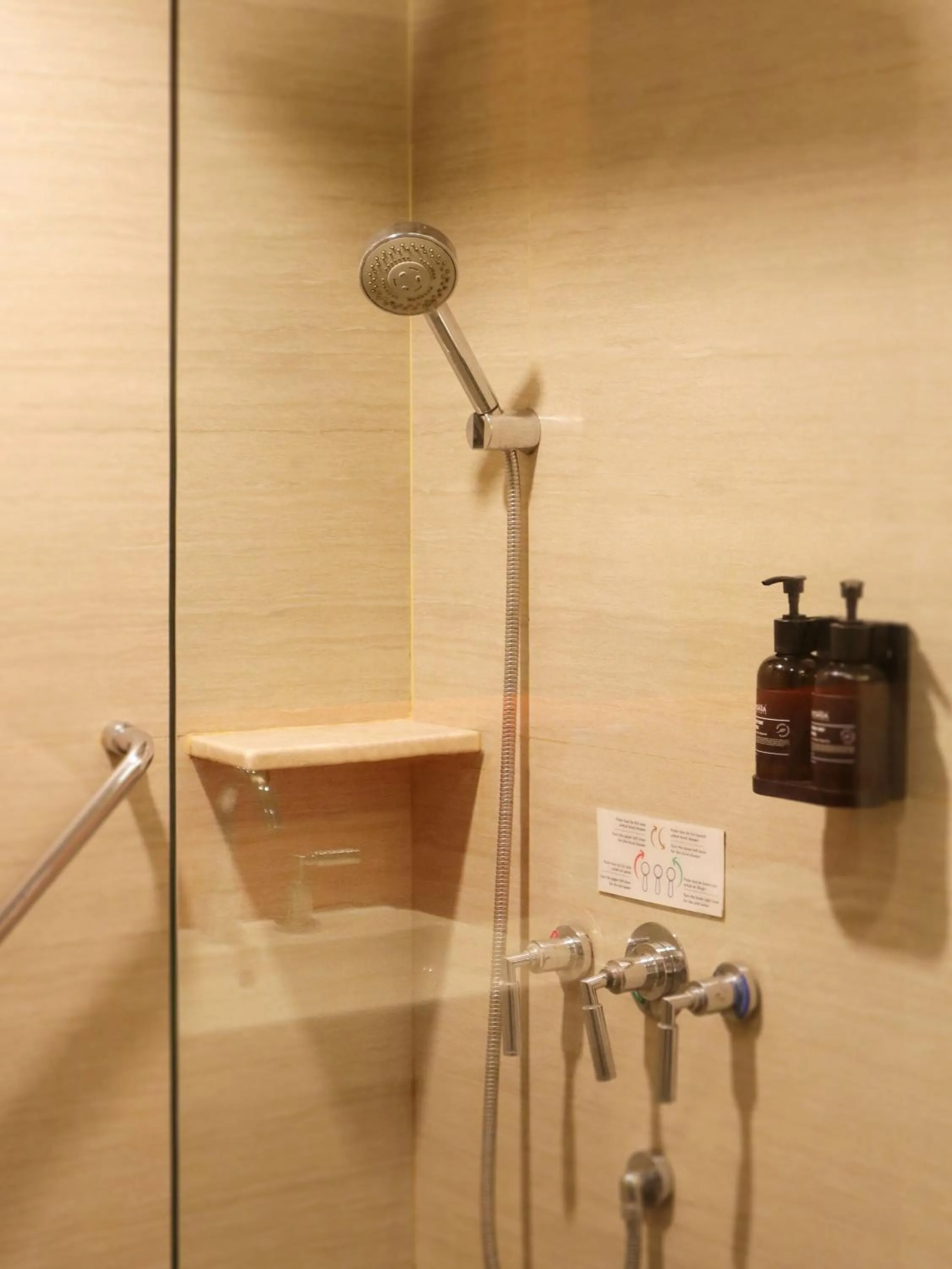 King Room in Hotel Santika Premiere Semarang