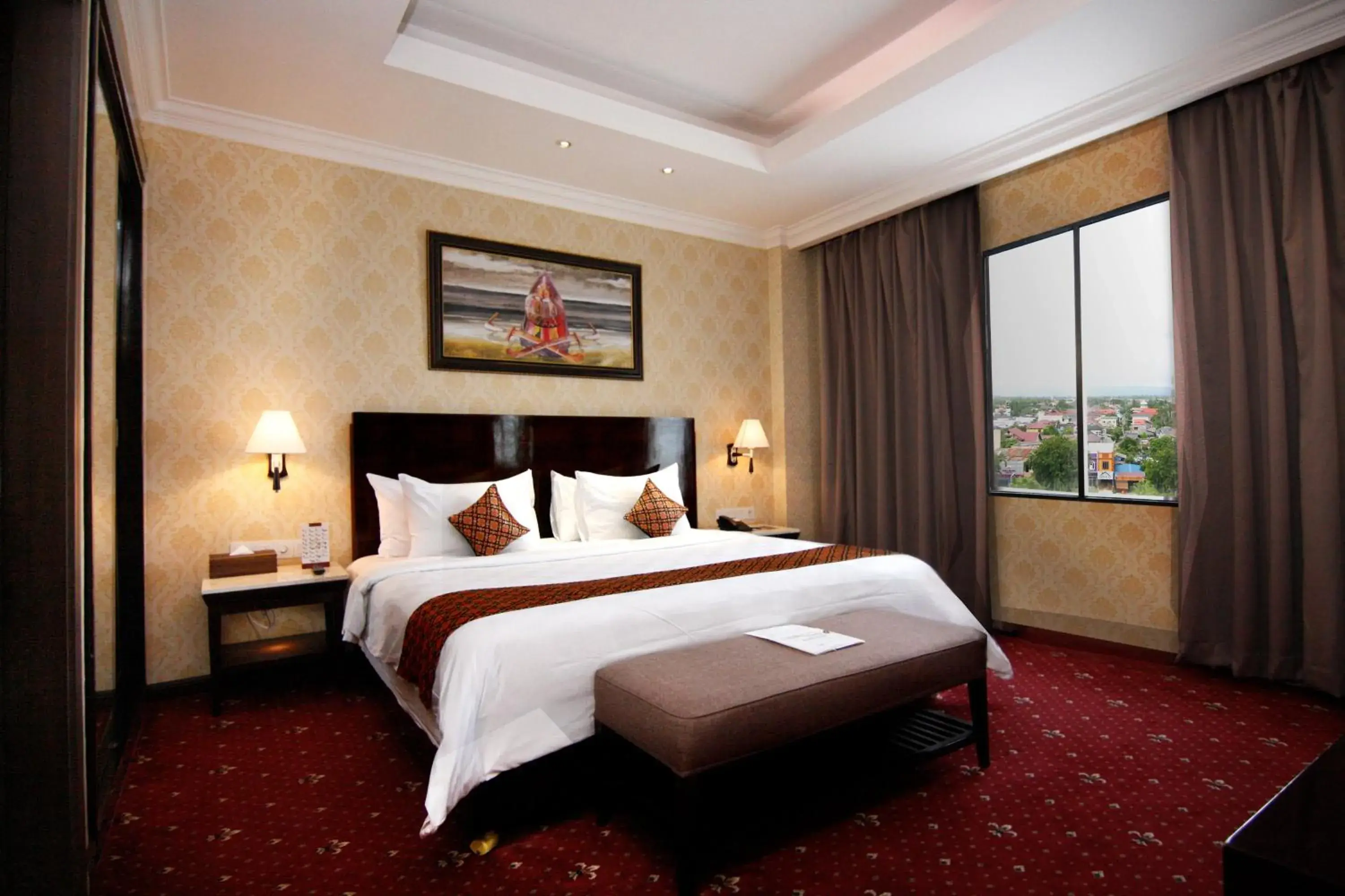 Executive Suite in Hermes Palace by BENCOOLEN Executive Suite in Hermes Palace by BENCOOLEN