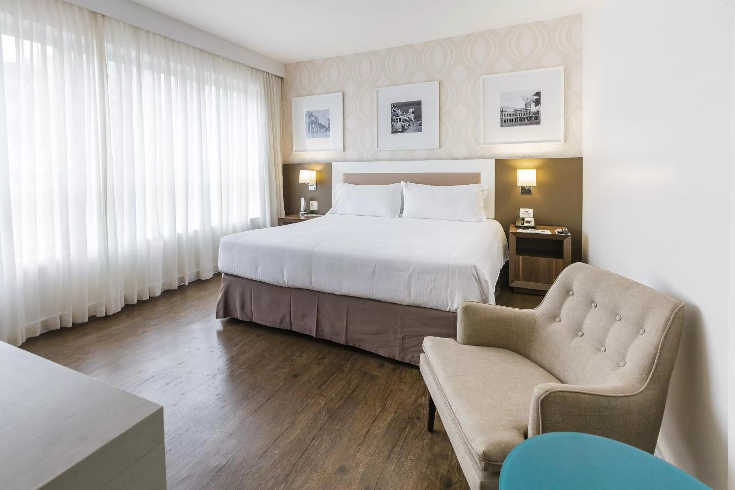 Bed in Holiday Inn Belo Horizonte Savassi by IHG