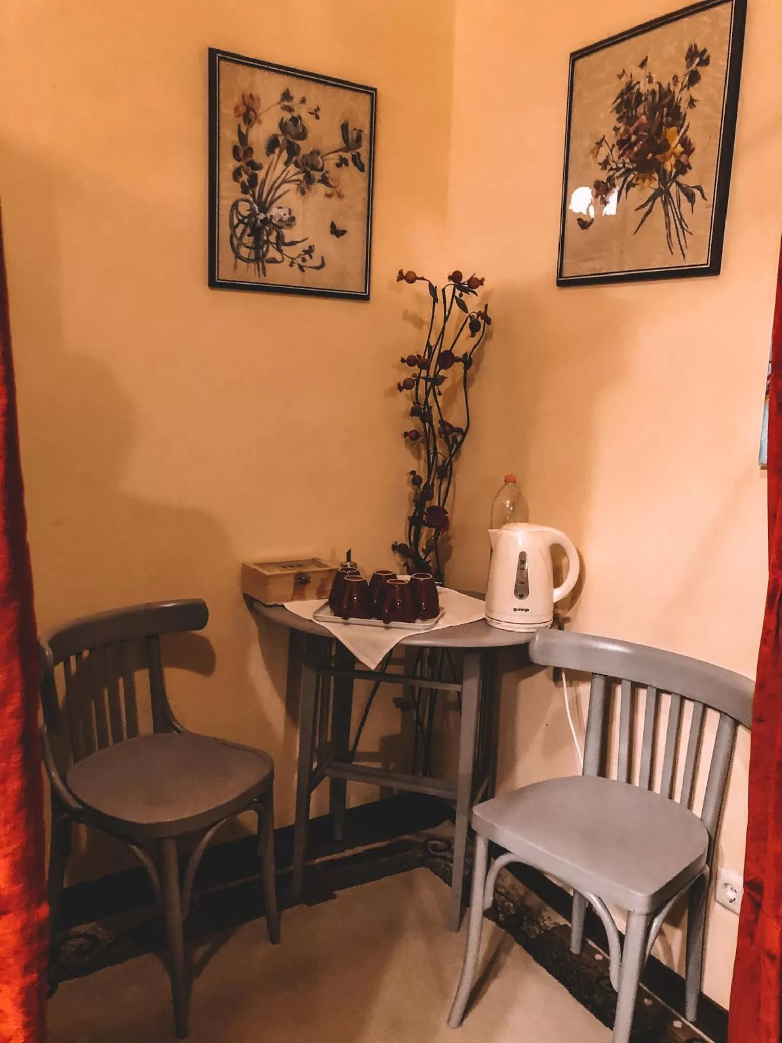 Coffee/tea facilities in Hét Pecsét Fogadó Étterem