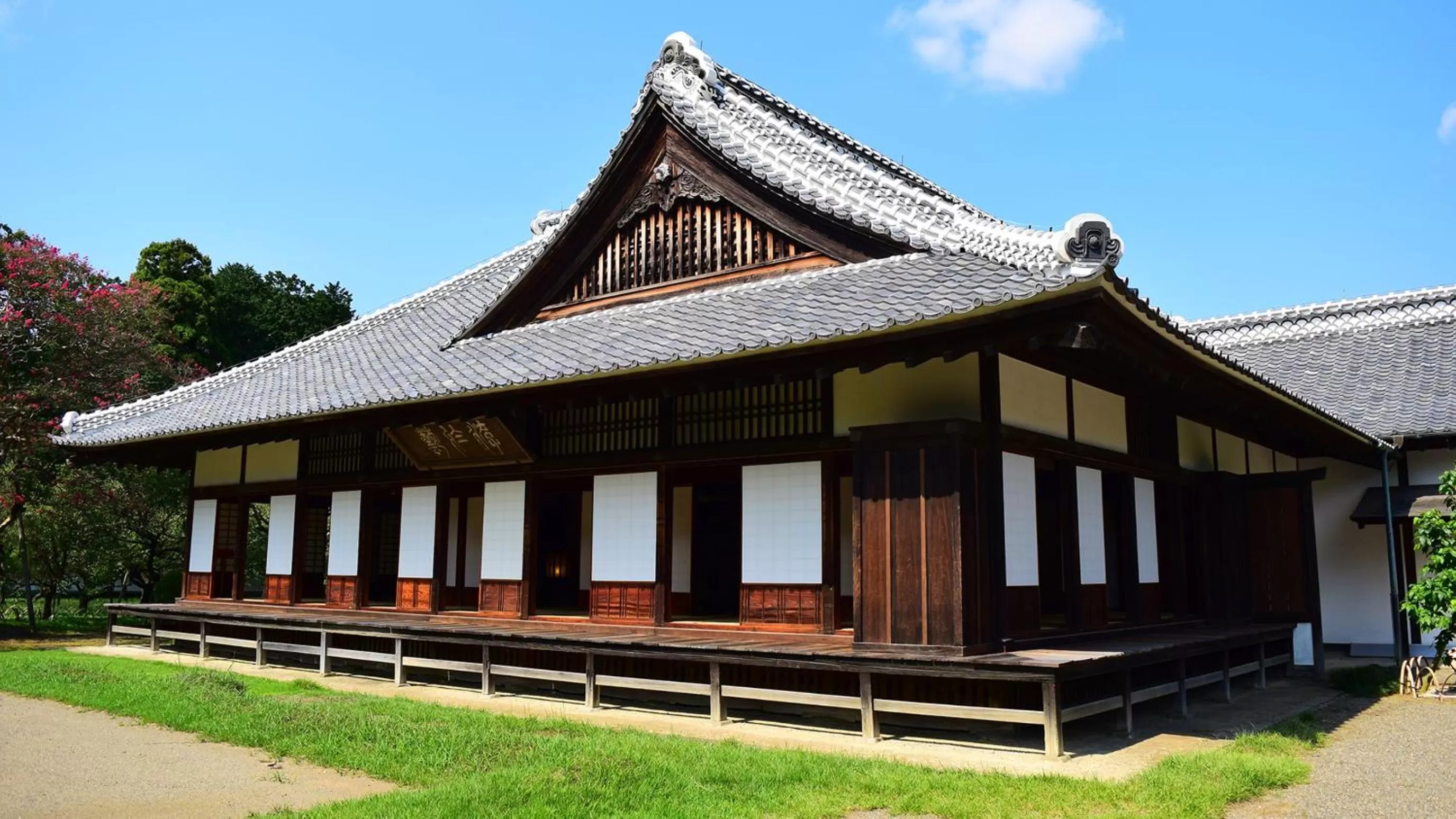 Nearby landmark in JR-East Hotel Mets Mito