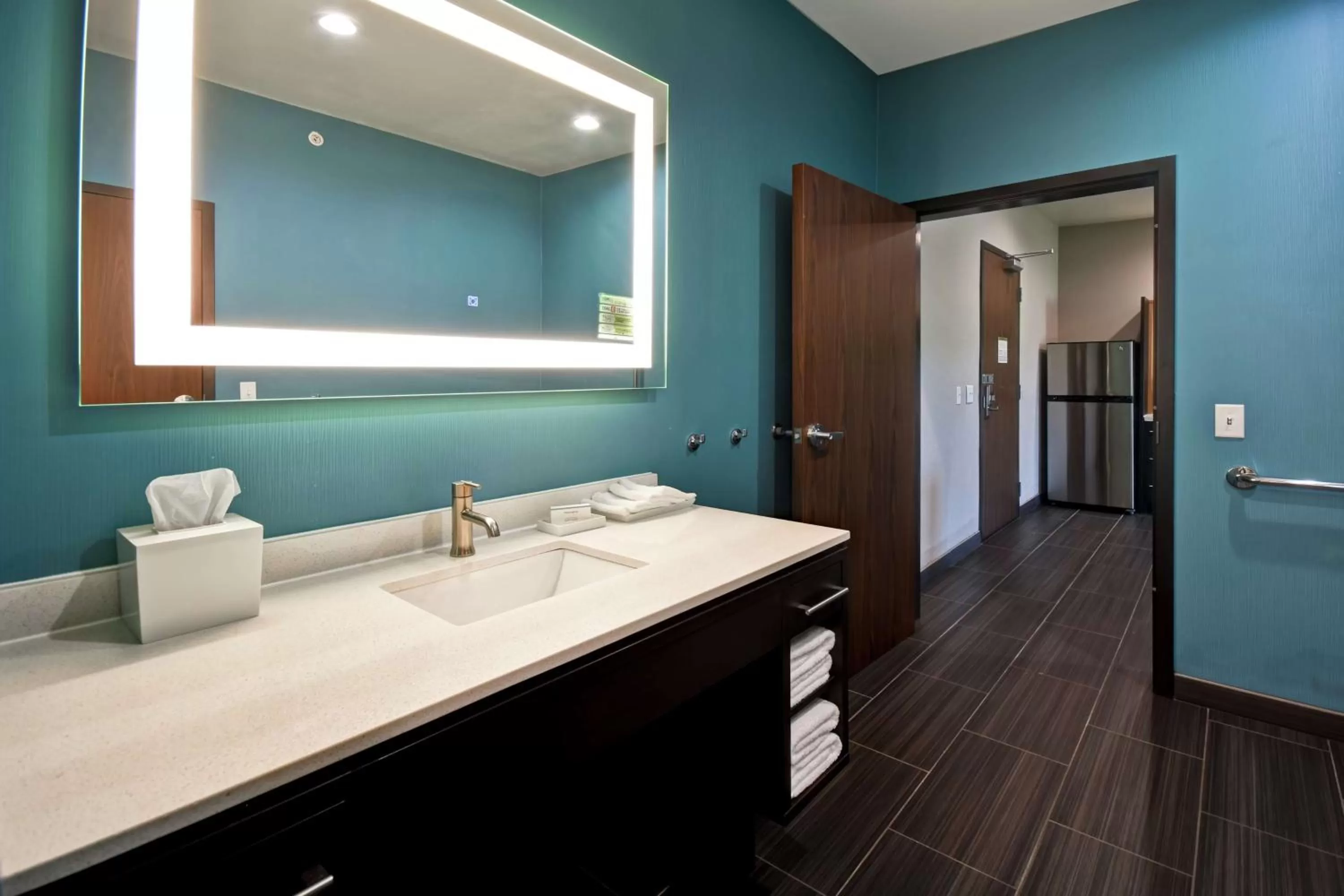 Bathroom in Home2 Suites By Hilton El Reno