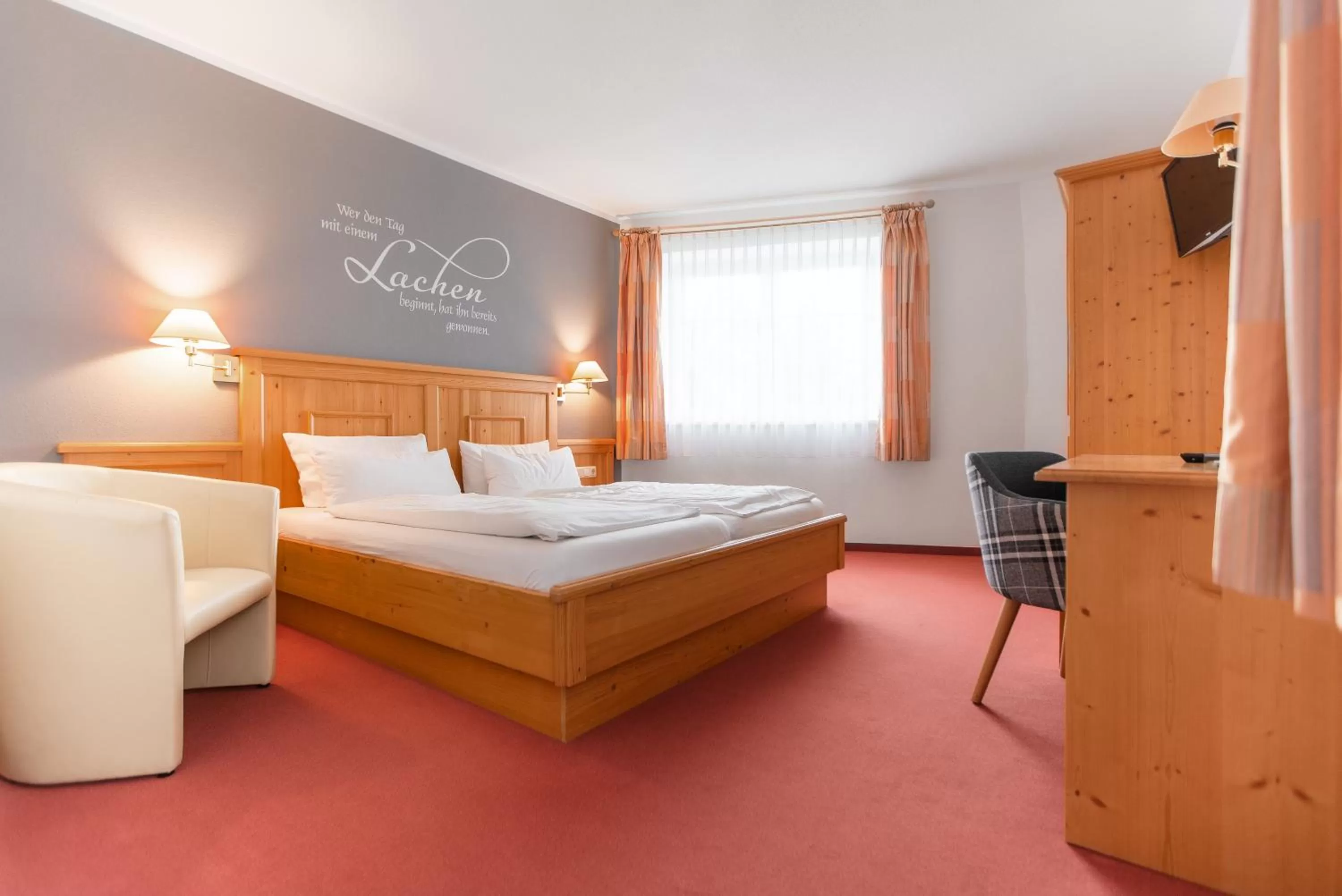 Photo of the whole room, Bed in Hotel Frauensteiner Hof