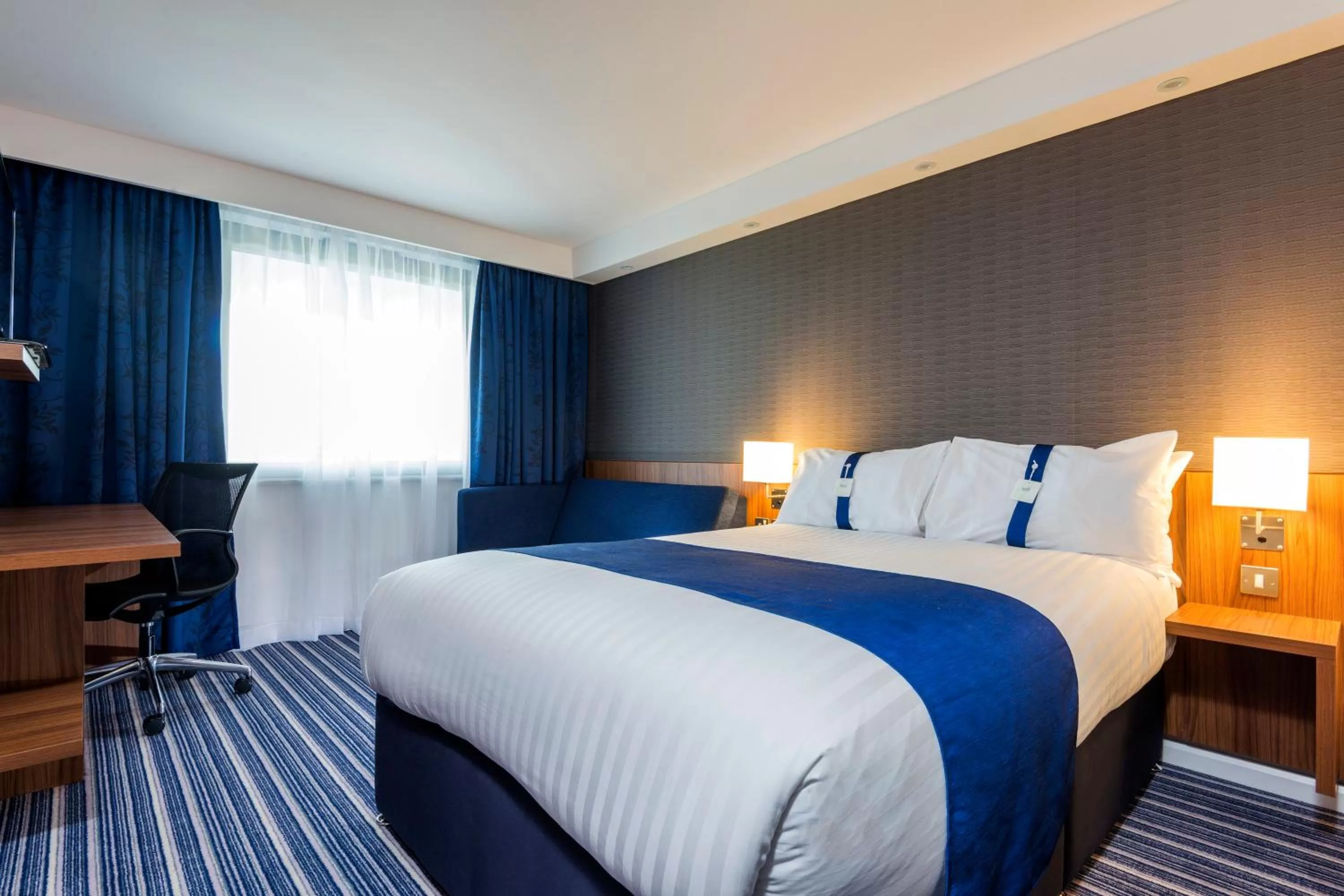 Photo of the whole room, Bed in Holiday Inn Express Middlesbrough - Centre Square by IHG