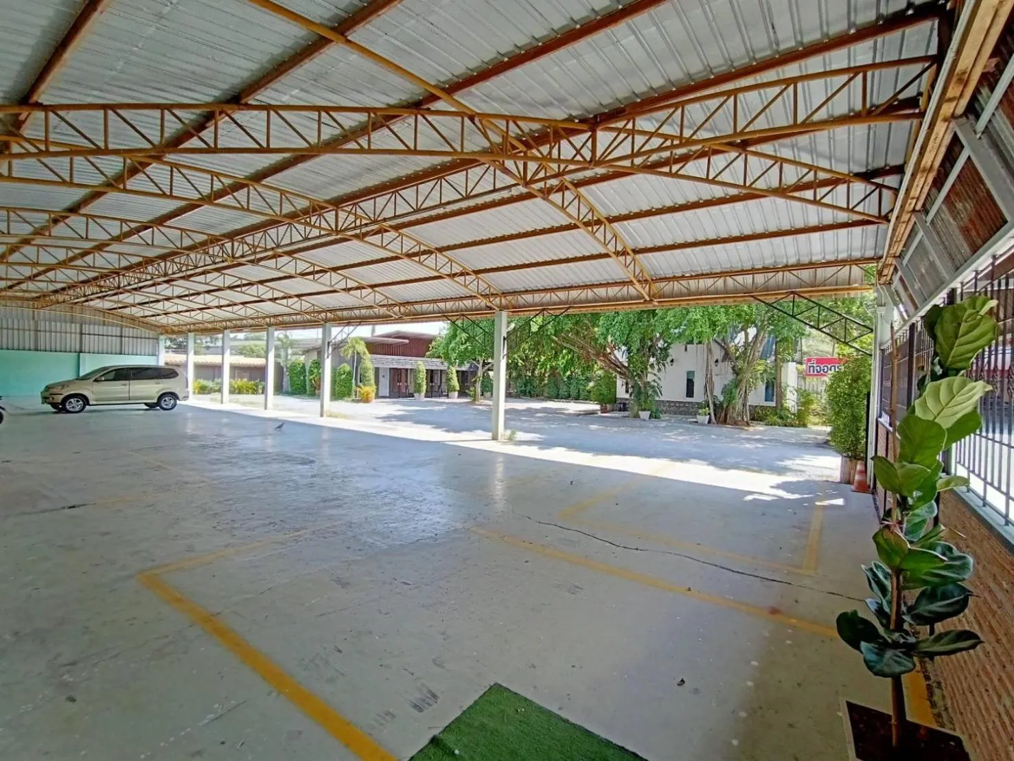 Area and facilities in Lamoon Boutique Hotel