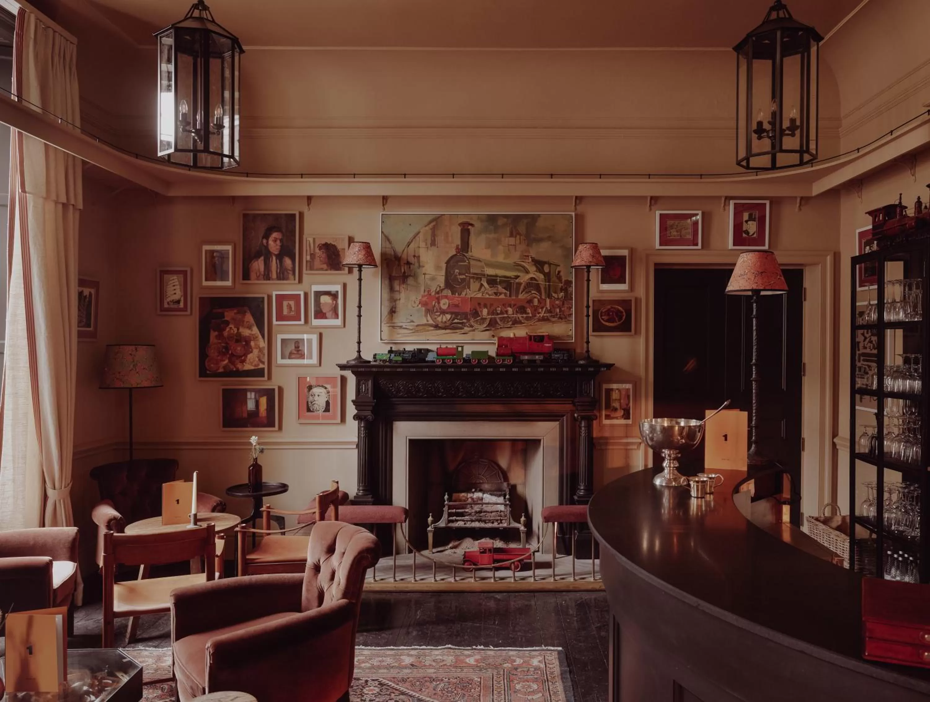 Lounge or bar in No 1 by GuestHouse, York