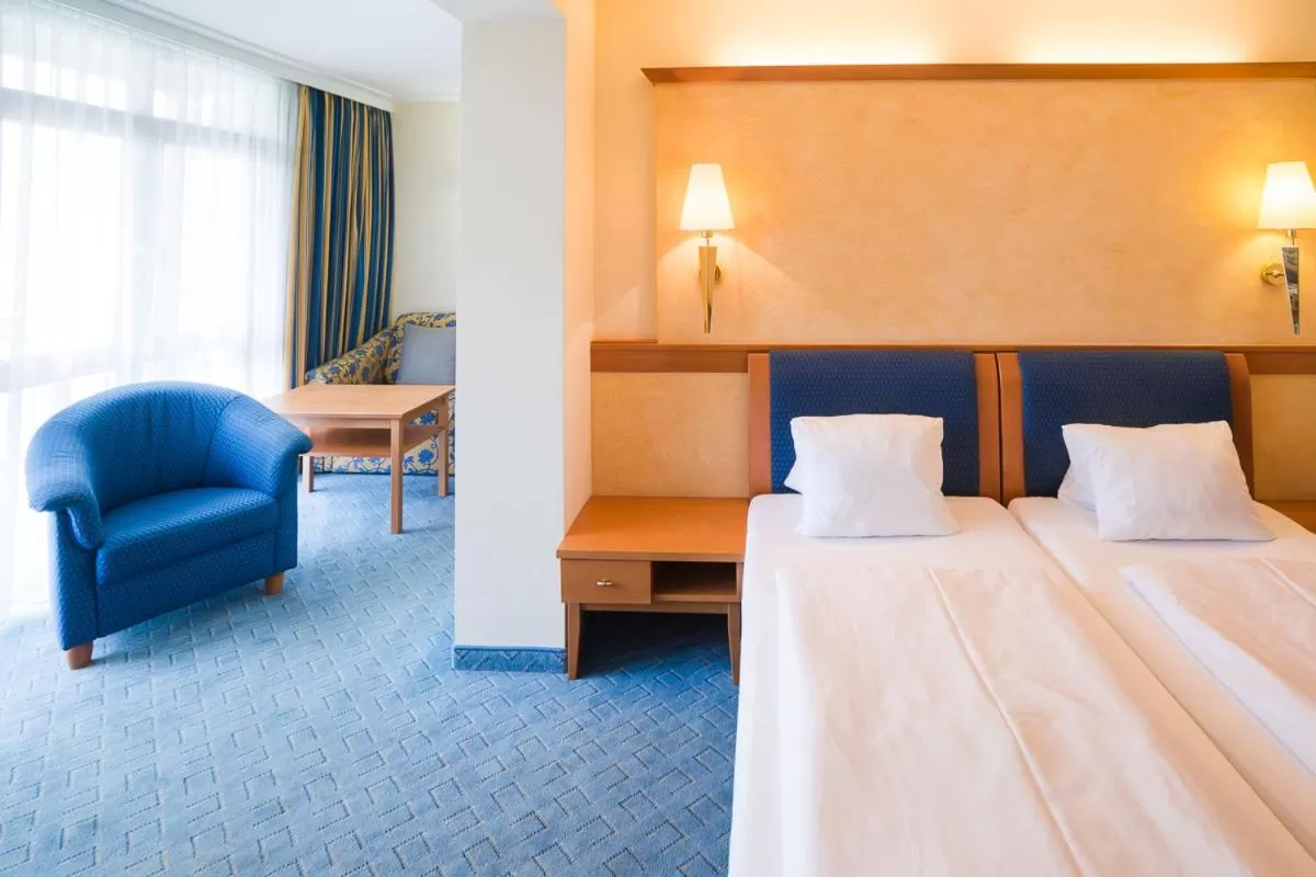 Bed in Hotel Locker & Legere