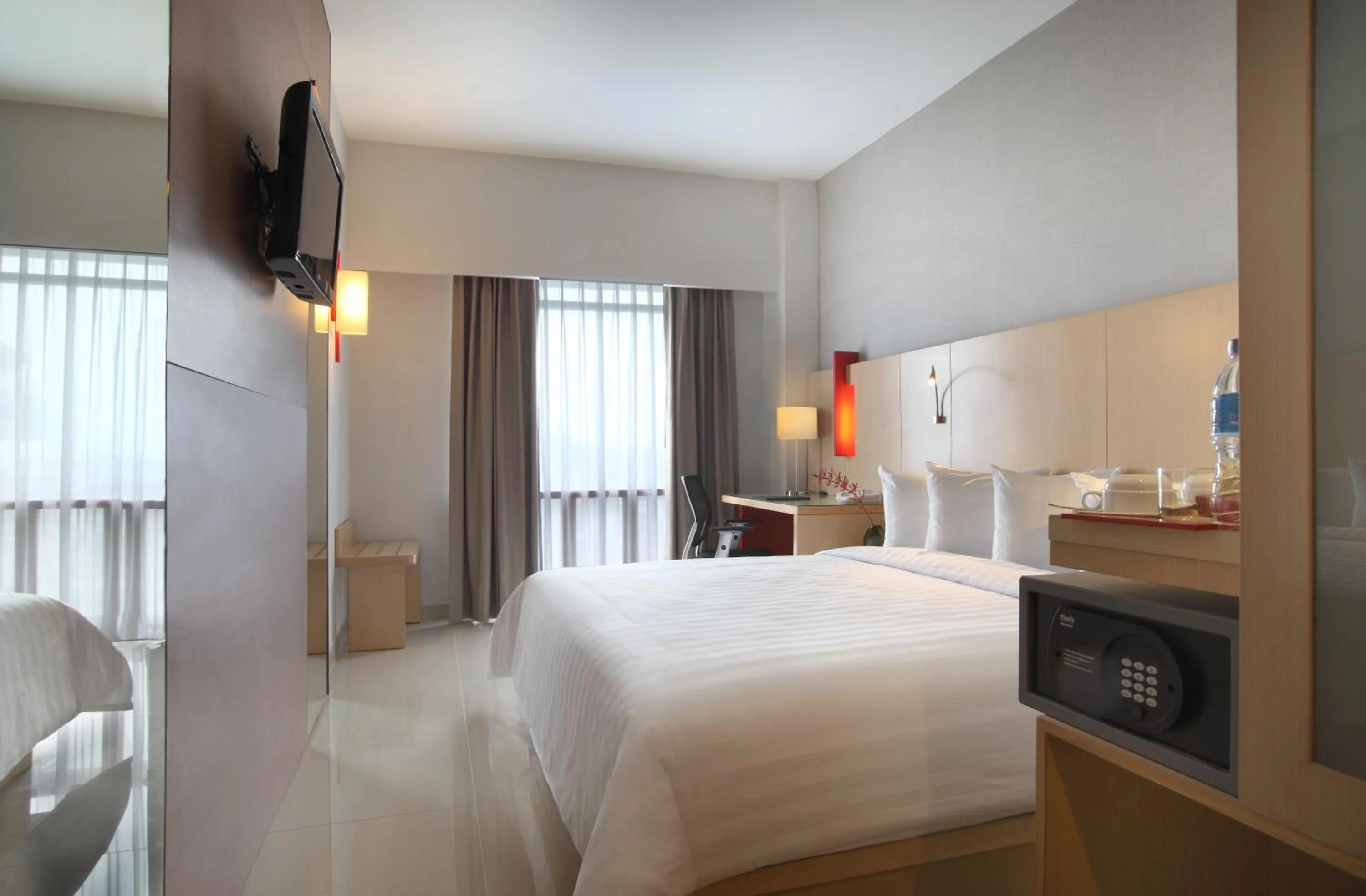 Bed in Santika Premiere Dyandra Hotel & Convention - Medan