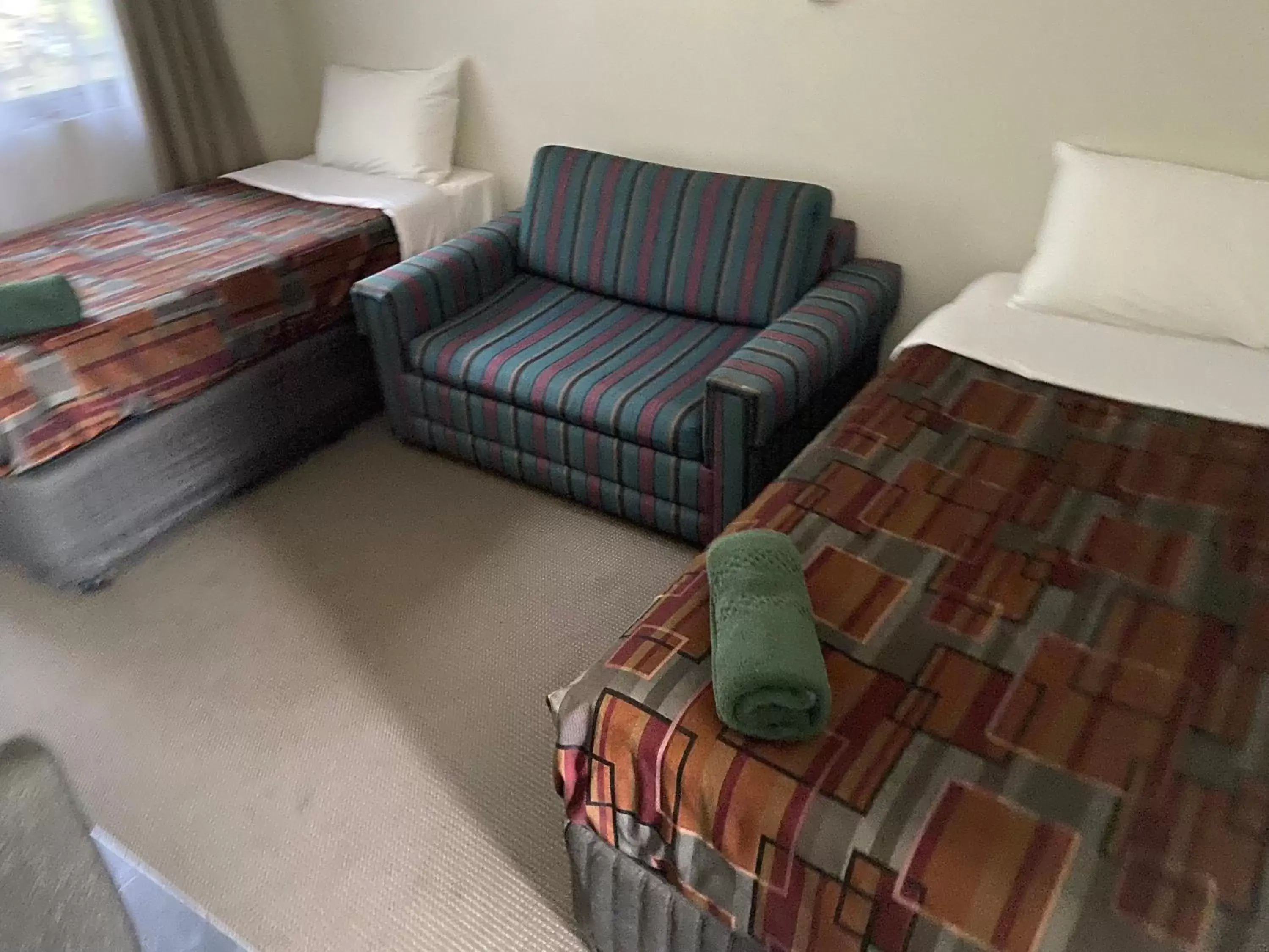 Family Room with Shower in Orbost Country Man Motor Inn Family Room with Shower in Orbost Country Man Motor Inn