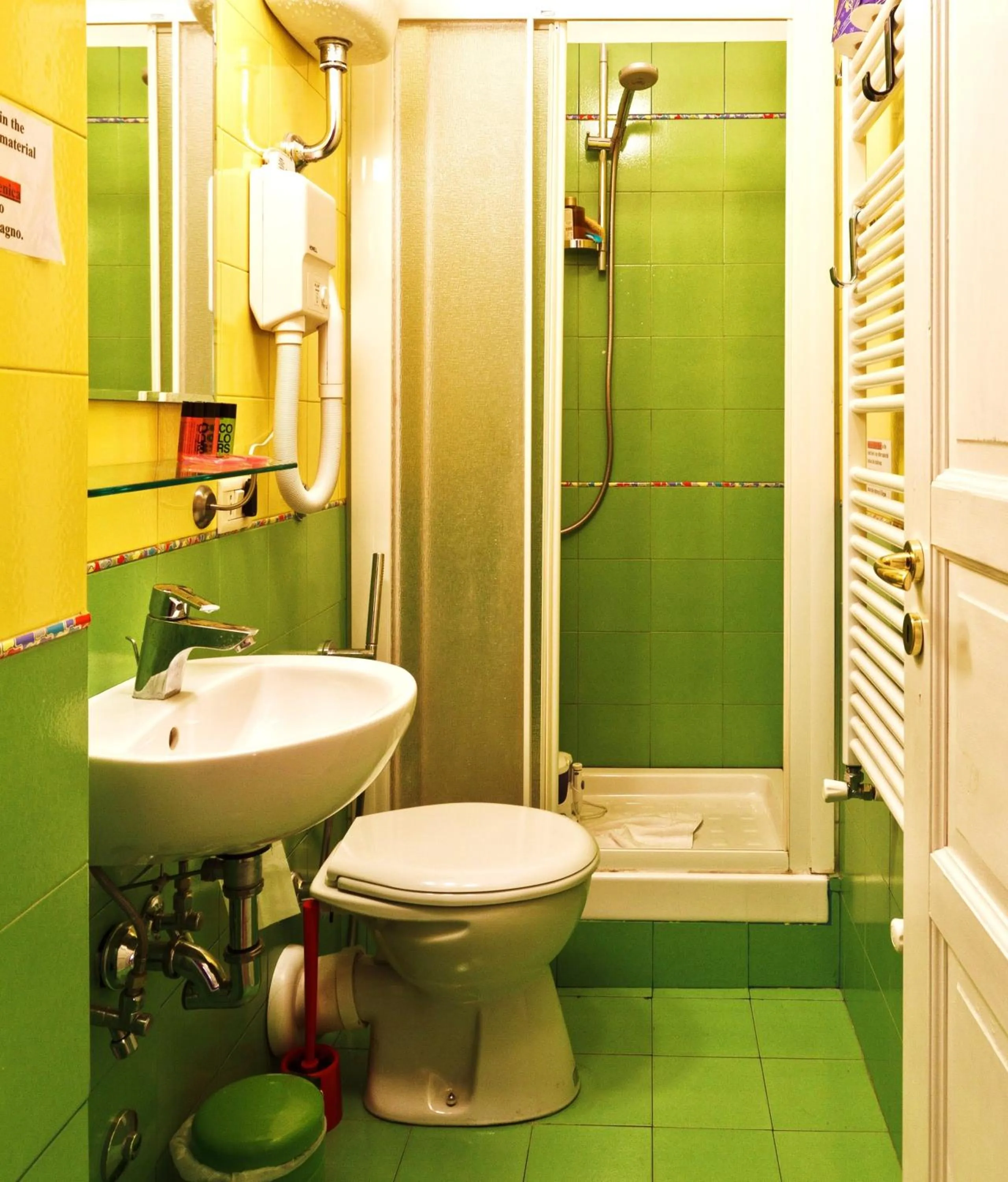 Bathroom in Dream Station