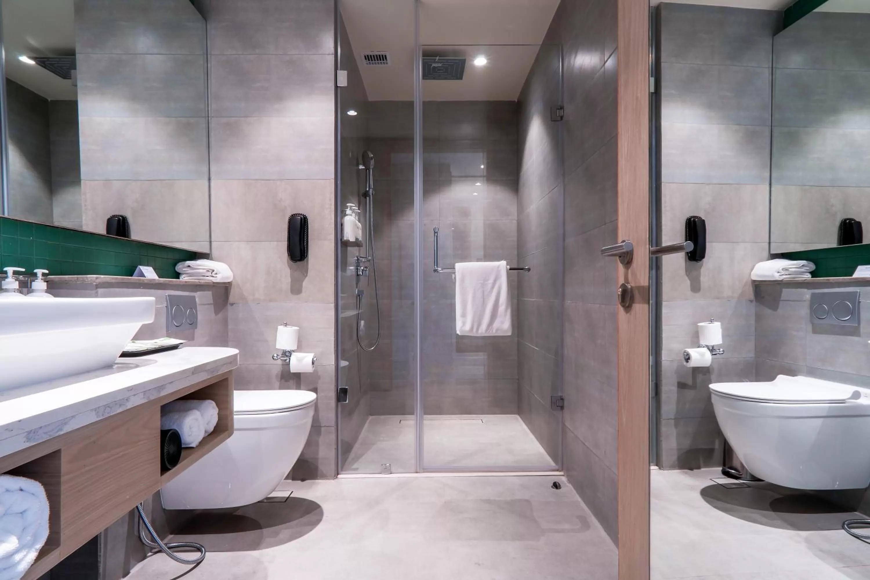 Toilet in Holiday Inn Katra Vaishno Devi by IHG