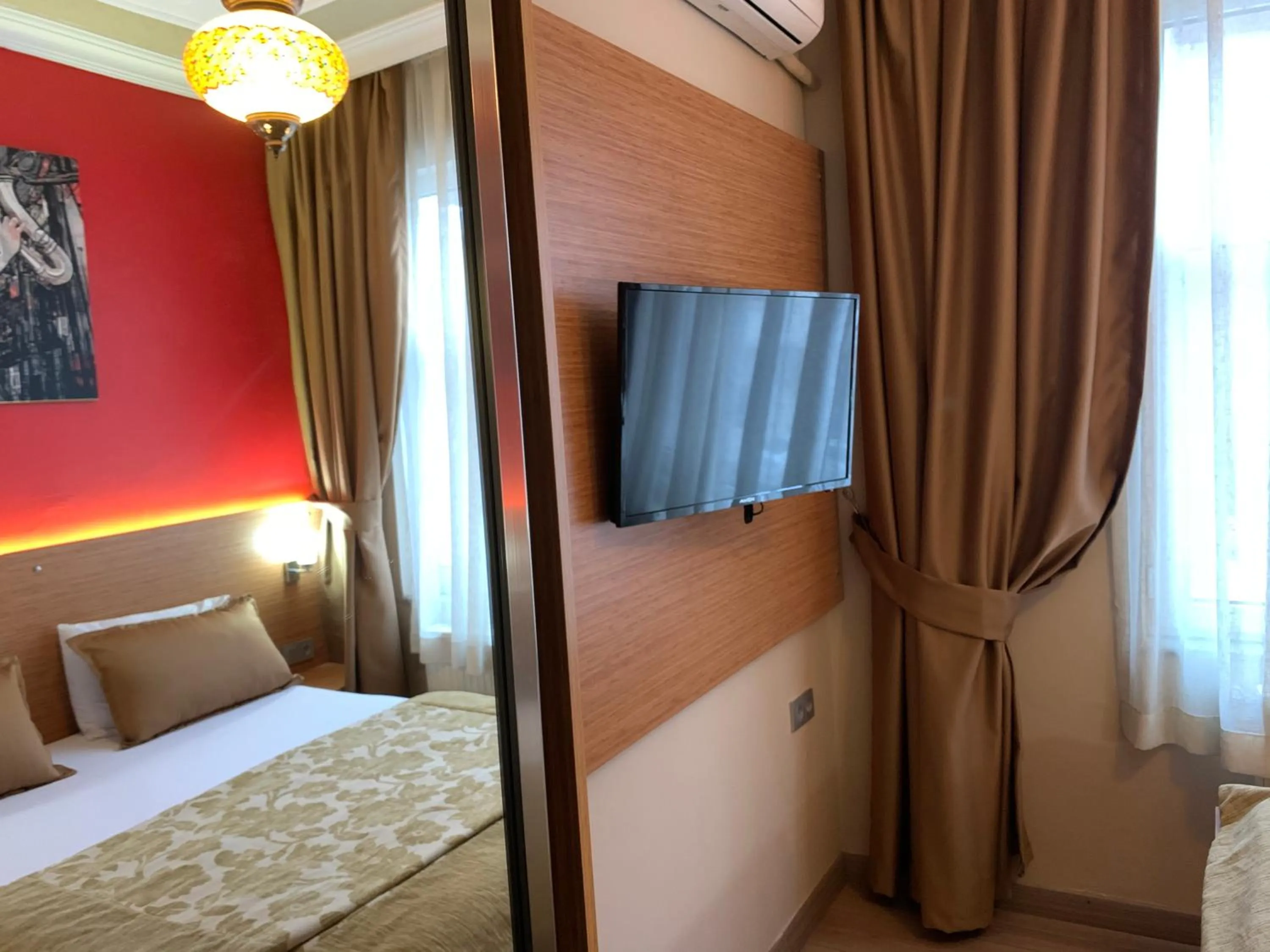 TV and multimedia, Bed in Antique Hostel