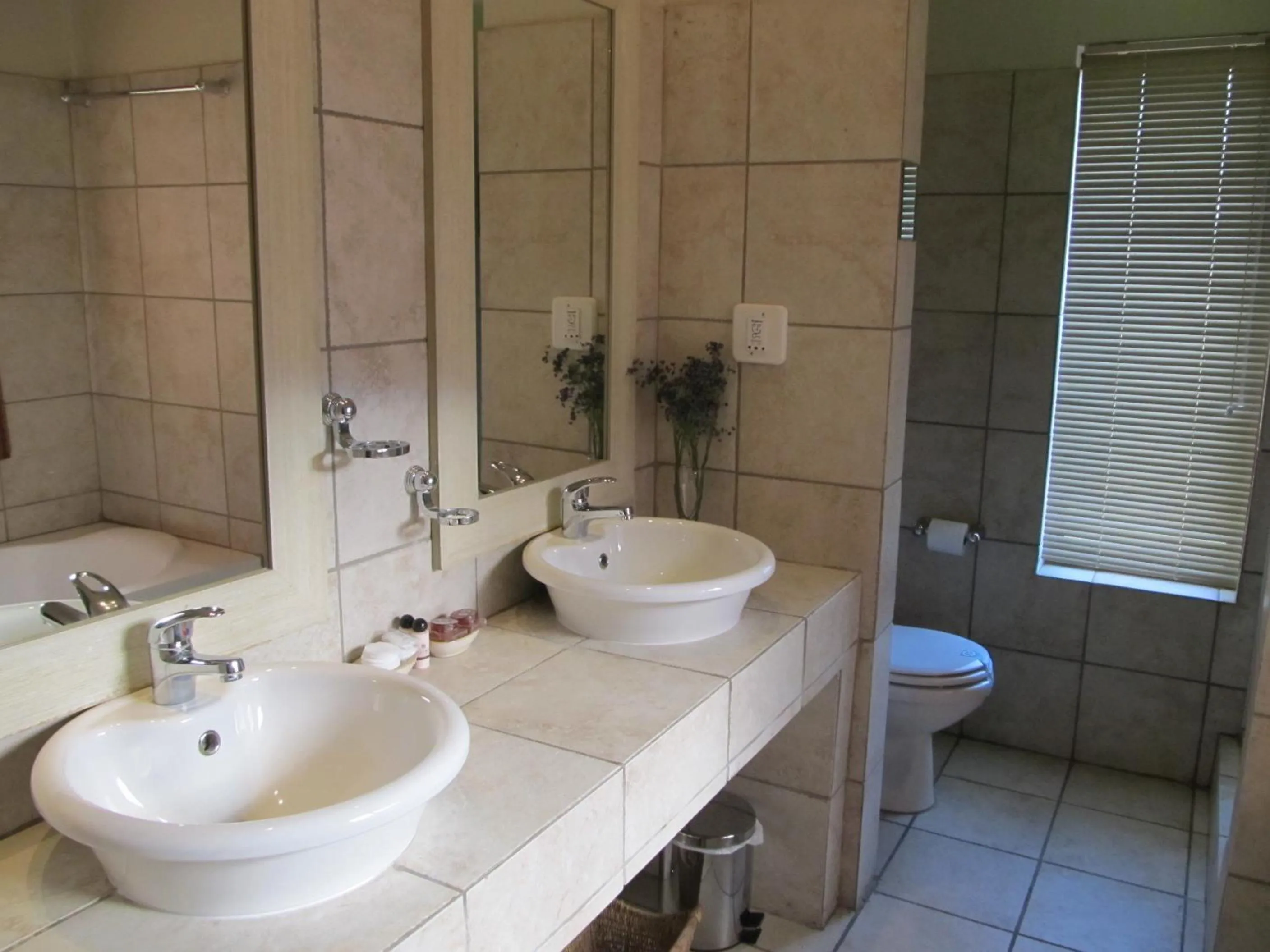 Bathroom in Villa Lugano Guesthouse