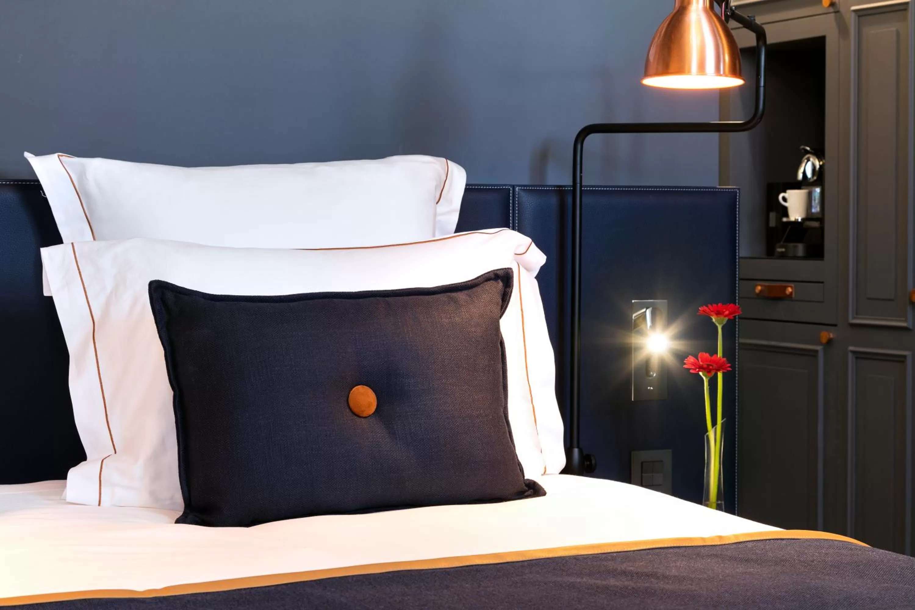 Decorative detail, Bed in Hôtel Square Louvois