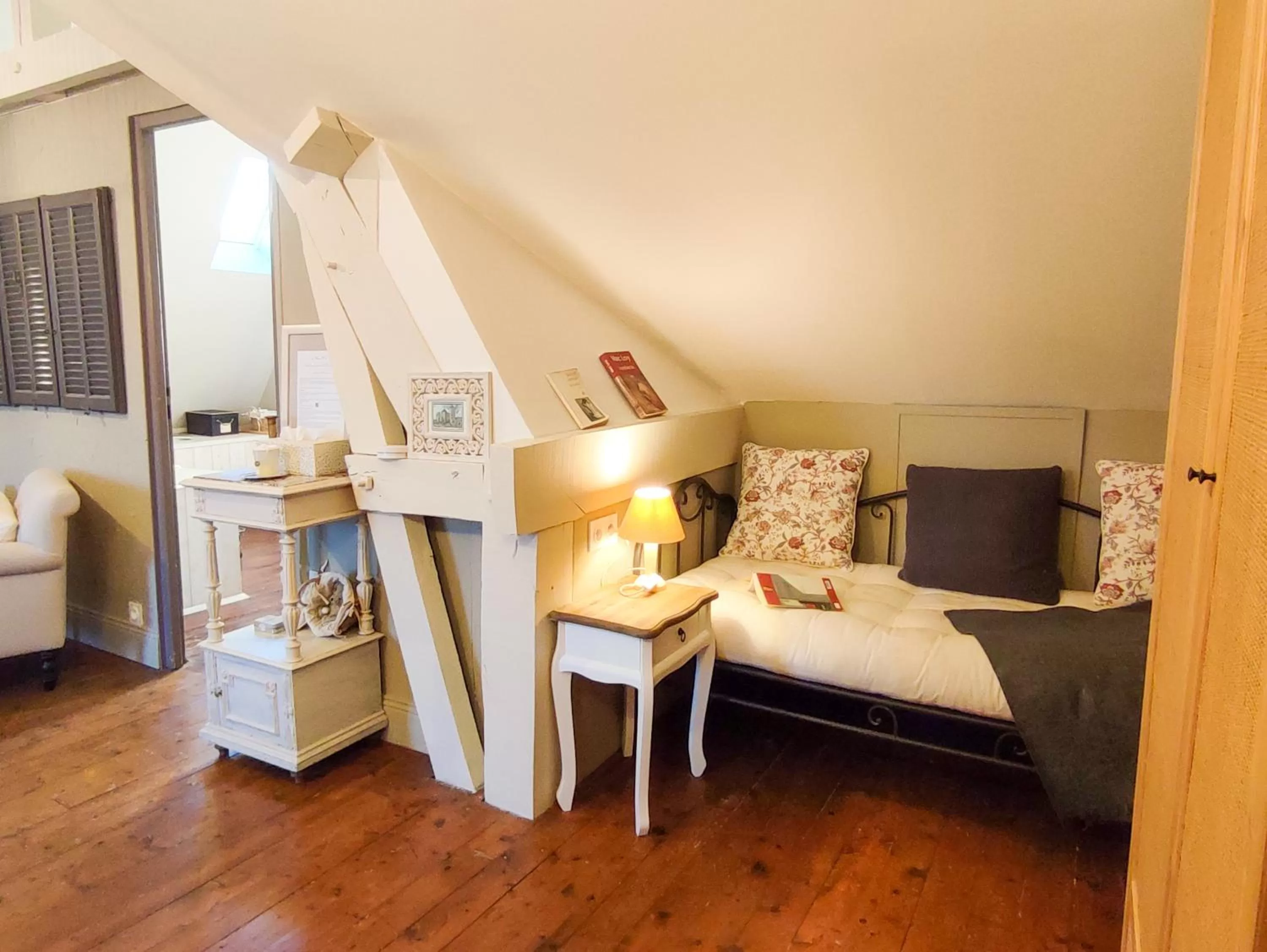 Bedroom, Bed in Chambres d'Hotes Le 1900
