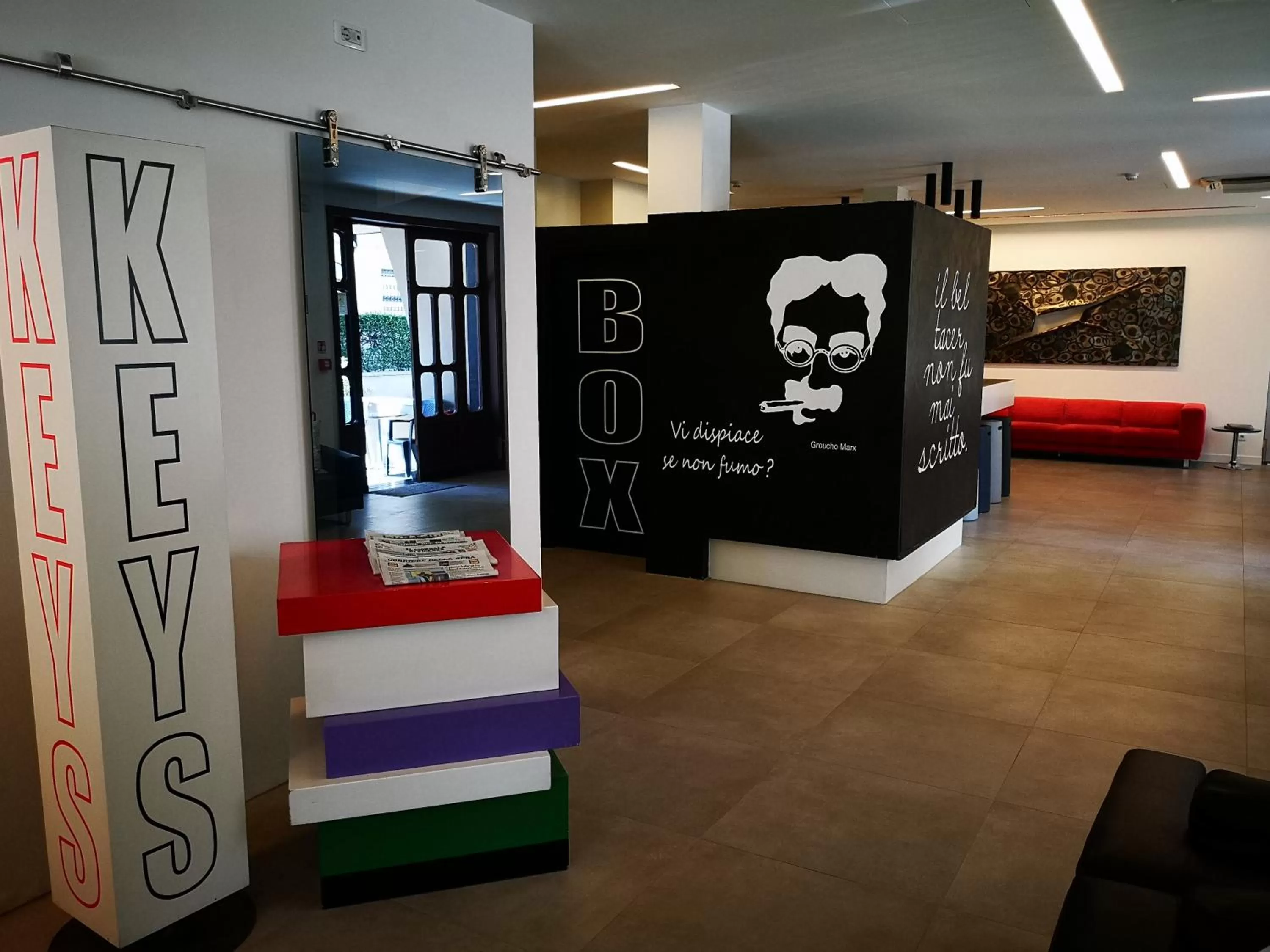 Lobby or reception, Bed in Key Hotel