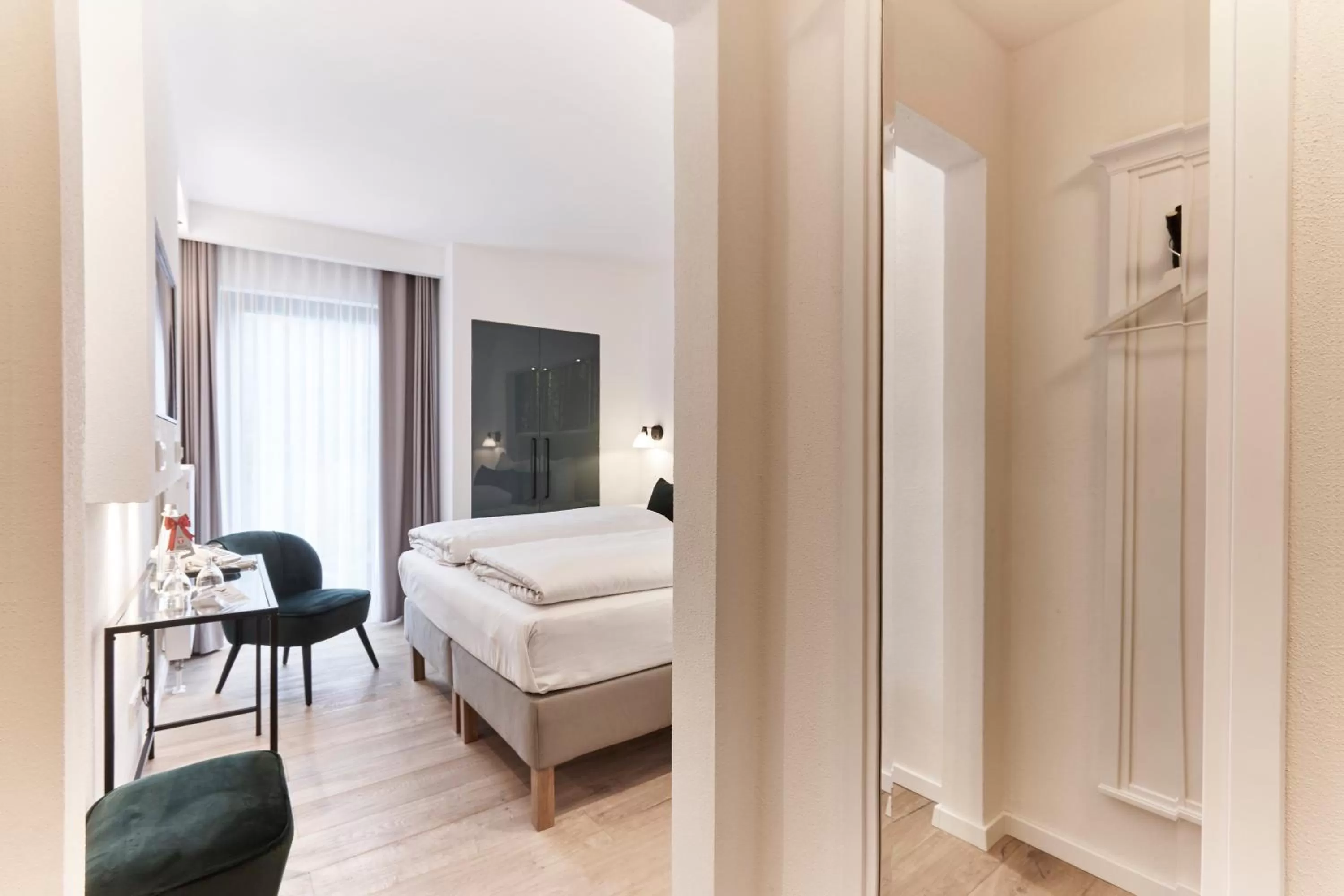 Photo of the whole room, Bed in Berghotel Lothar-Mai-Haus