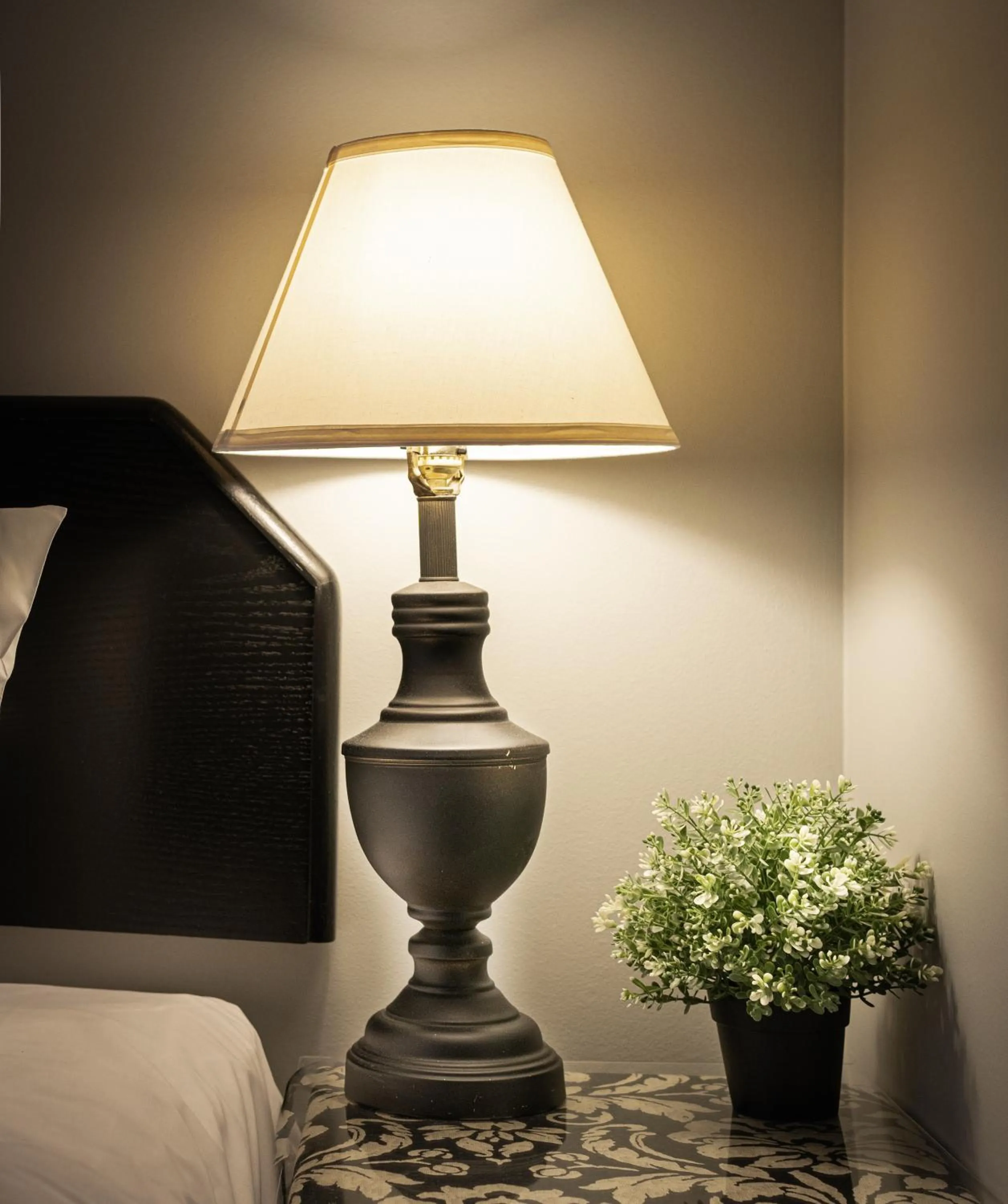 Bed in Mountain View Inn