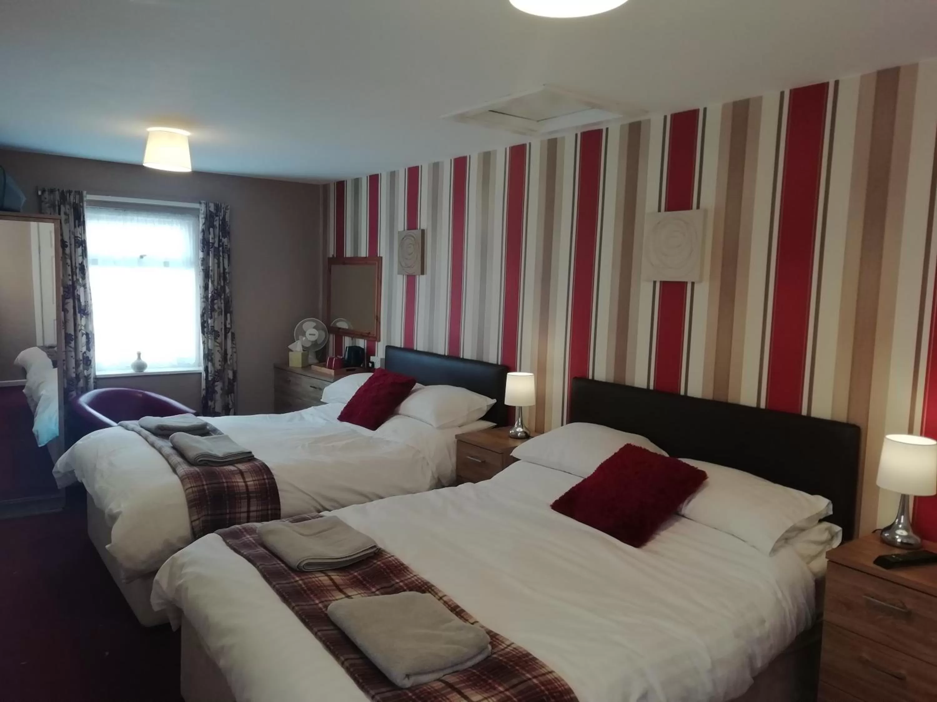 Bedroom, Bed in Shirley Heights Hotel