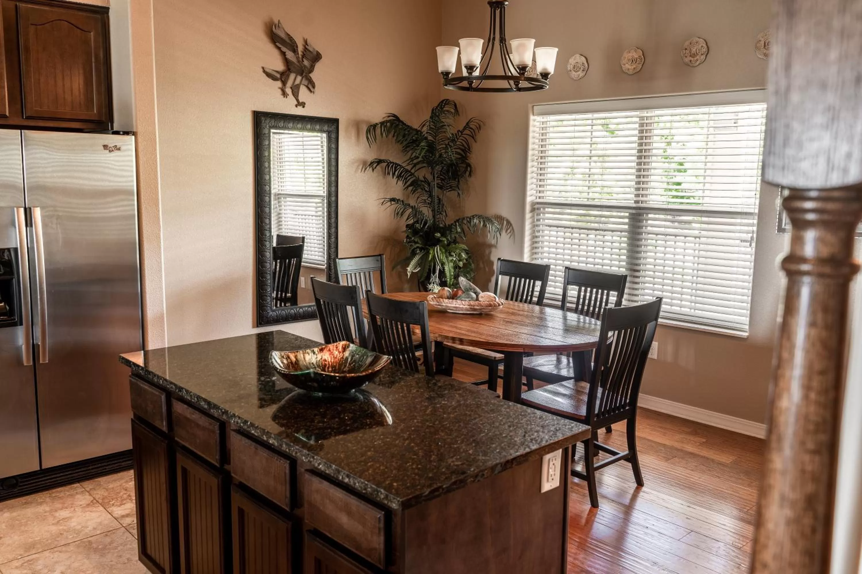 Dining area in Majestic at Table Rock