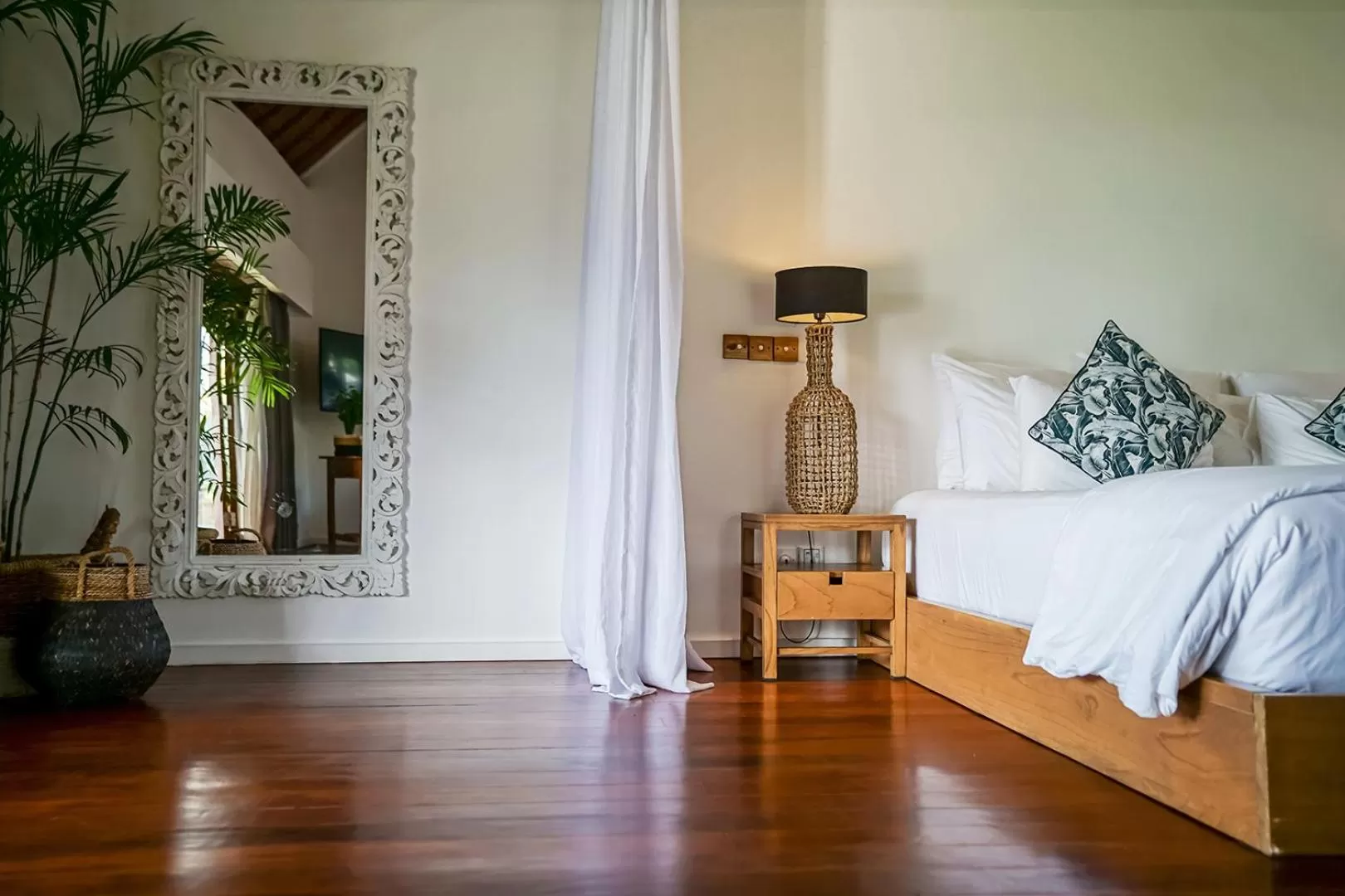 Bed in Pondok Santi Estate