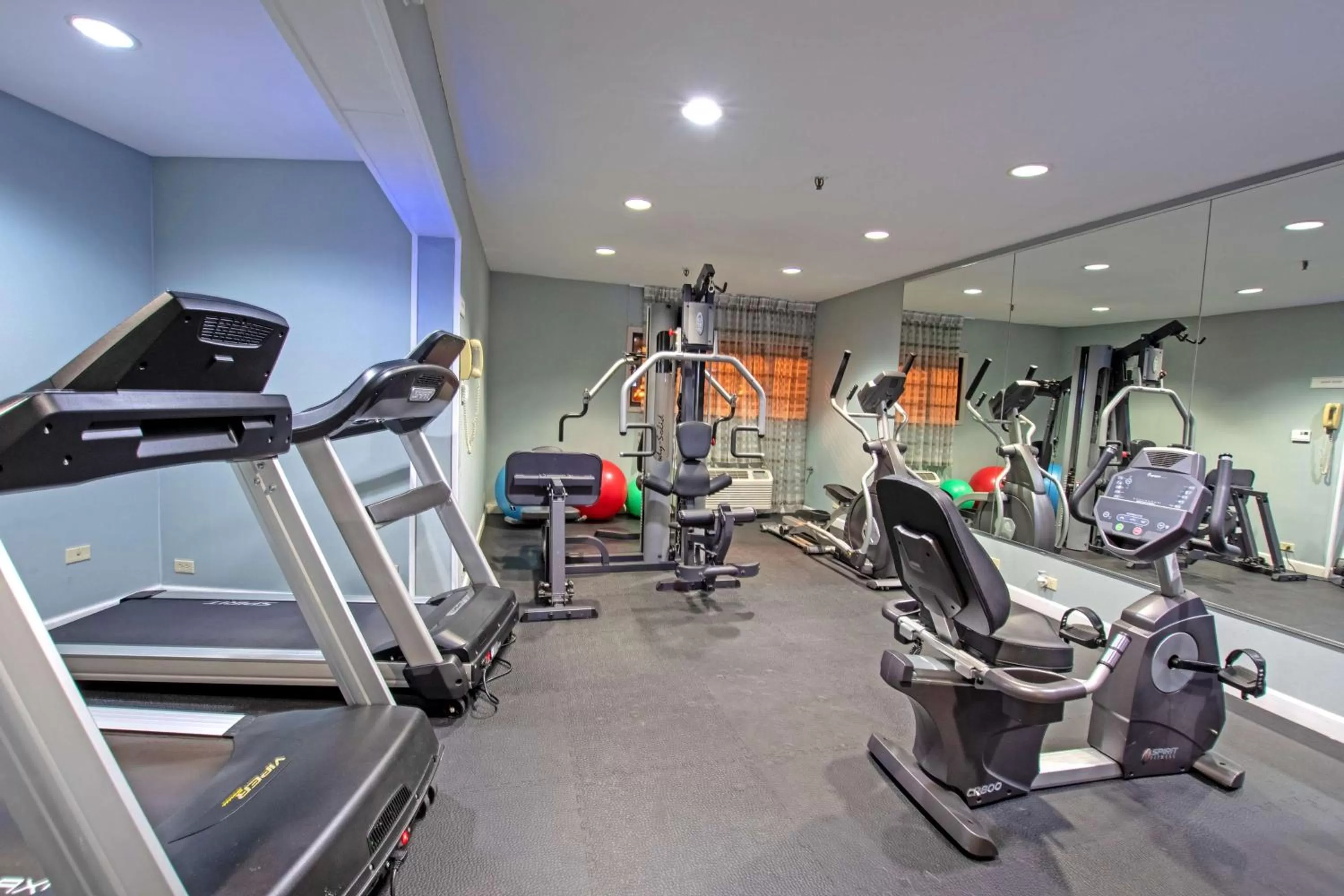 Fitness centre/facilities in Best Western at O'Hare