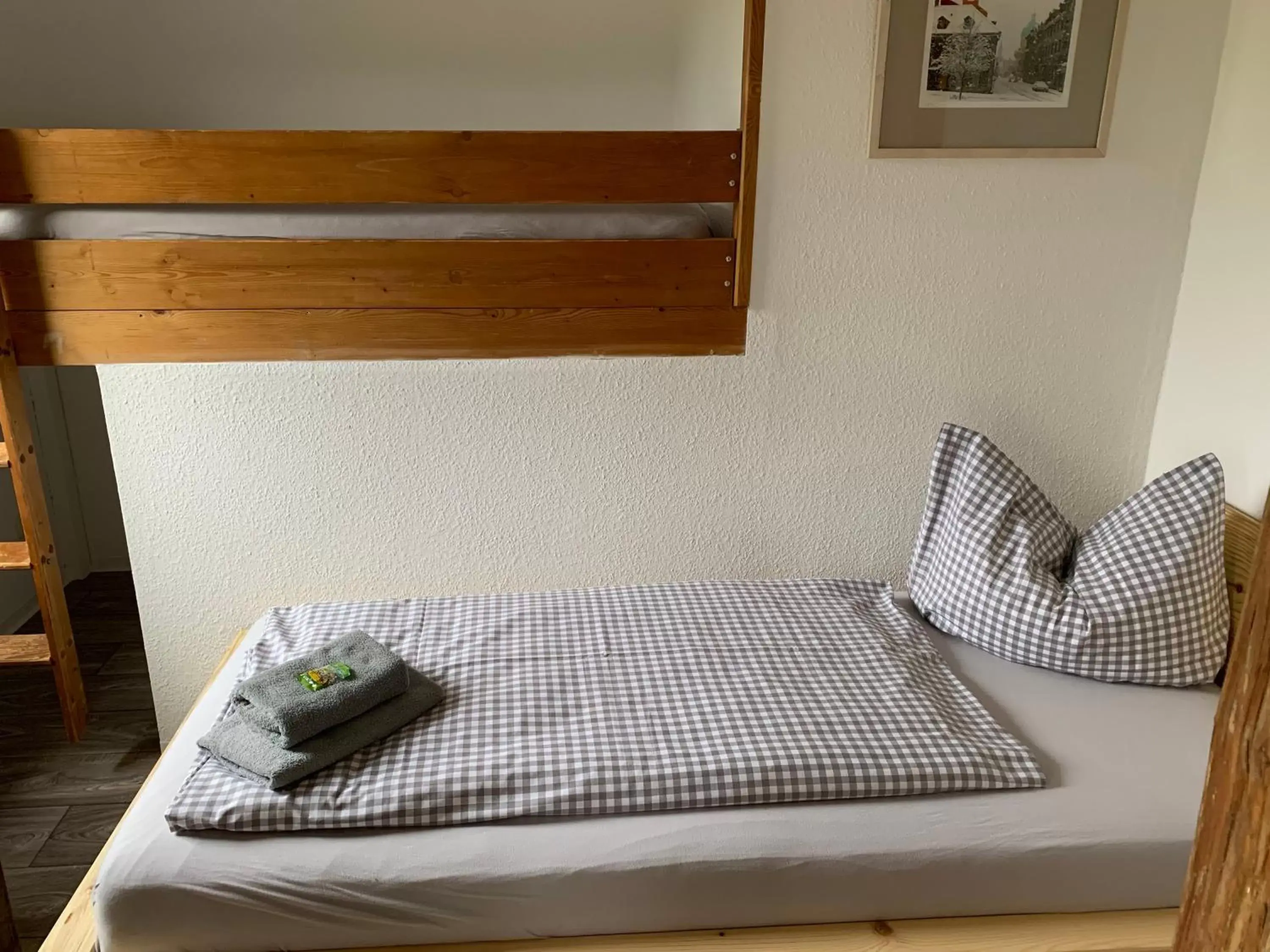 Single Room with Bathroom - single occupancy in Landgasthof Wetteraperle Single Room with Bathroom - single occupancy in Landgasthof Wetteraperle