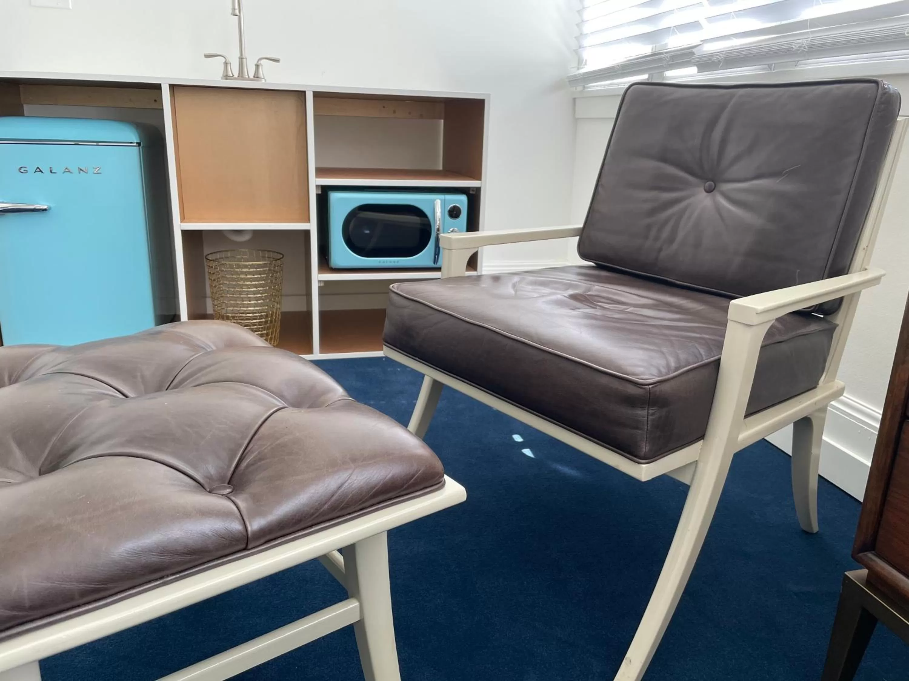 Seating Area in The Argus Hotel & Cocktail Lounge