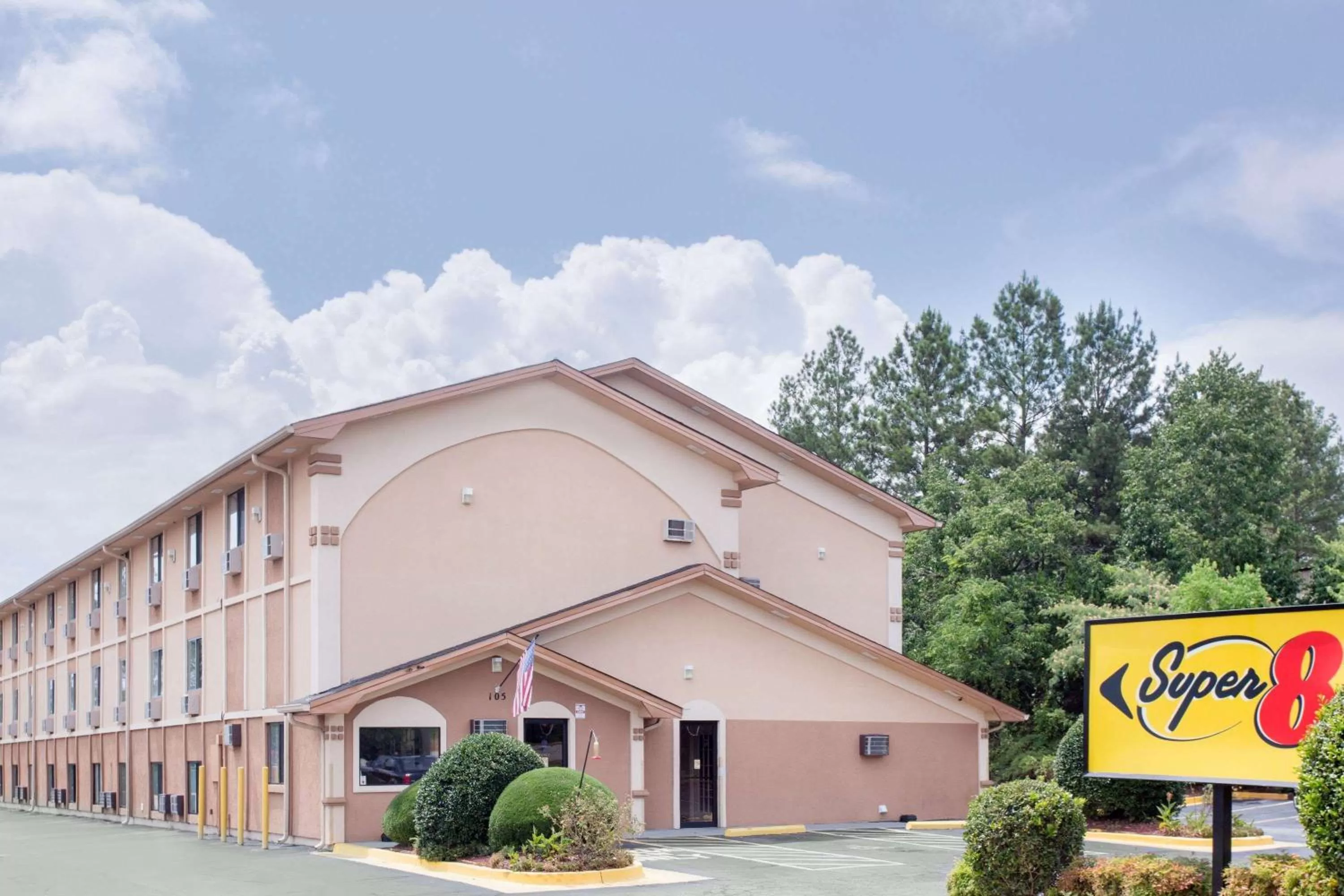 Property building in Super 8 by Wyndham Warner Robins