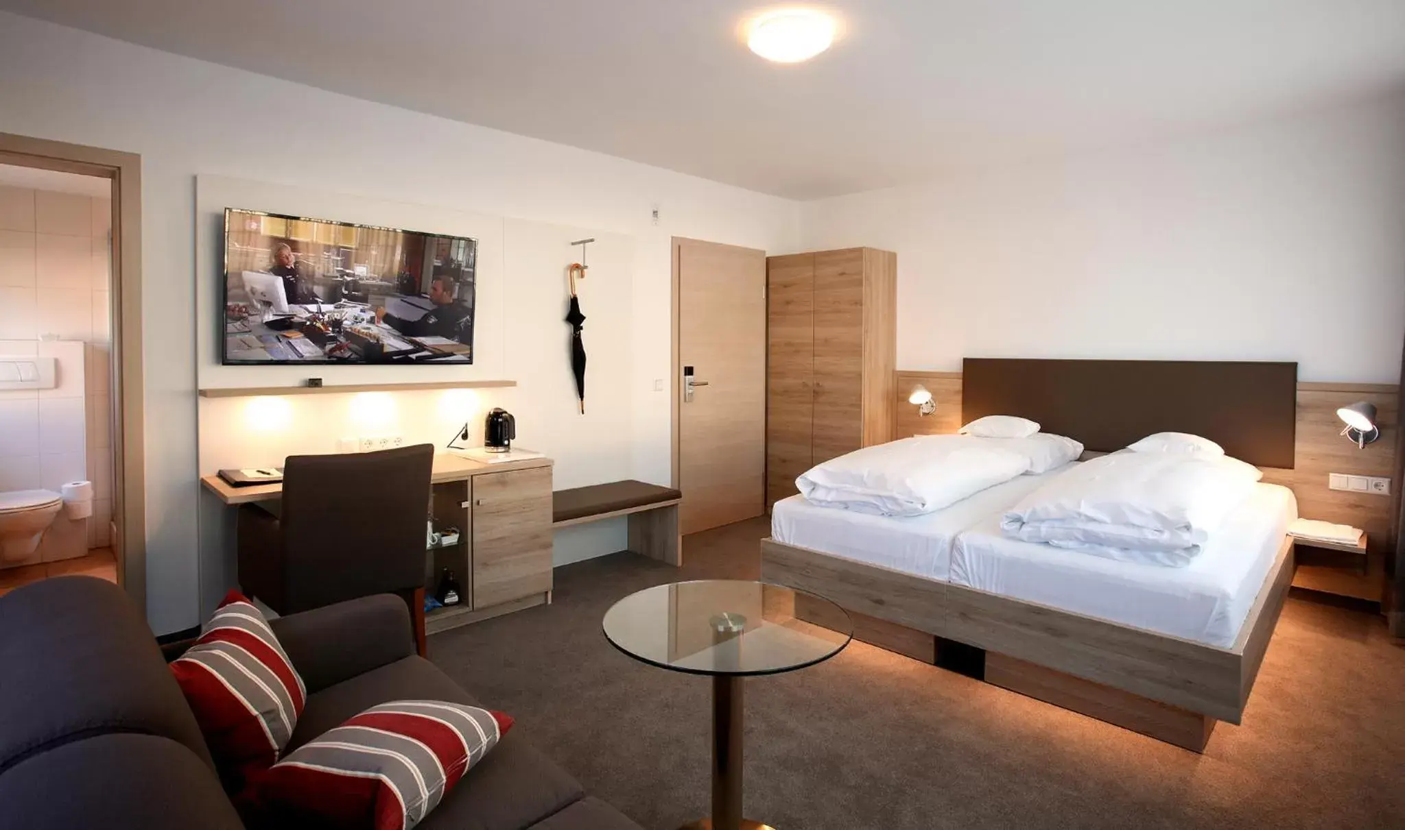 Comfort Double Room - single occupancy in Hotel Warteck Comfort Double Room - single occupancy in Hotel Warteck