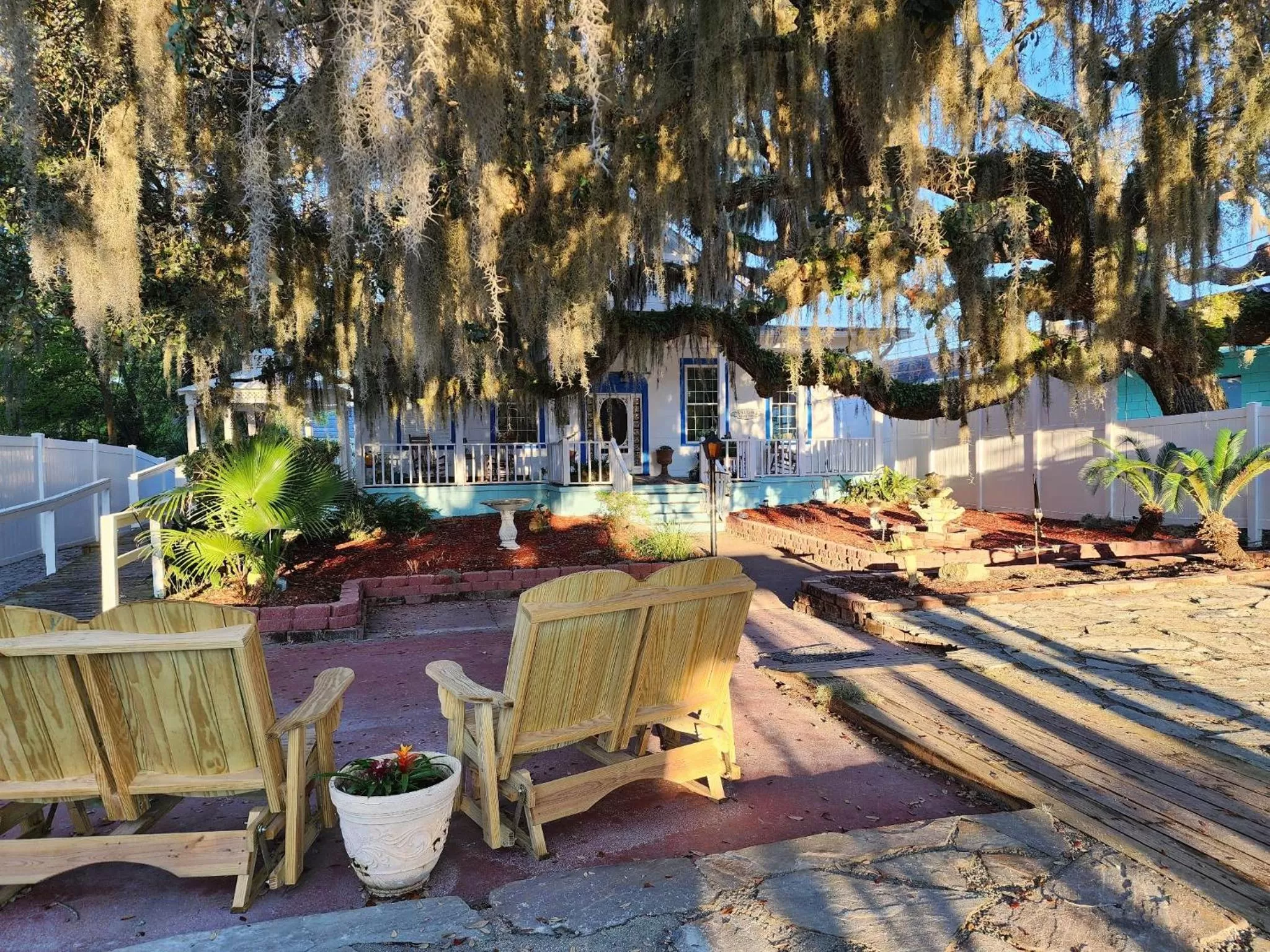 Tybee Island Inn Bed & Breakfast