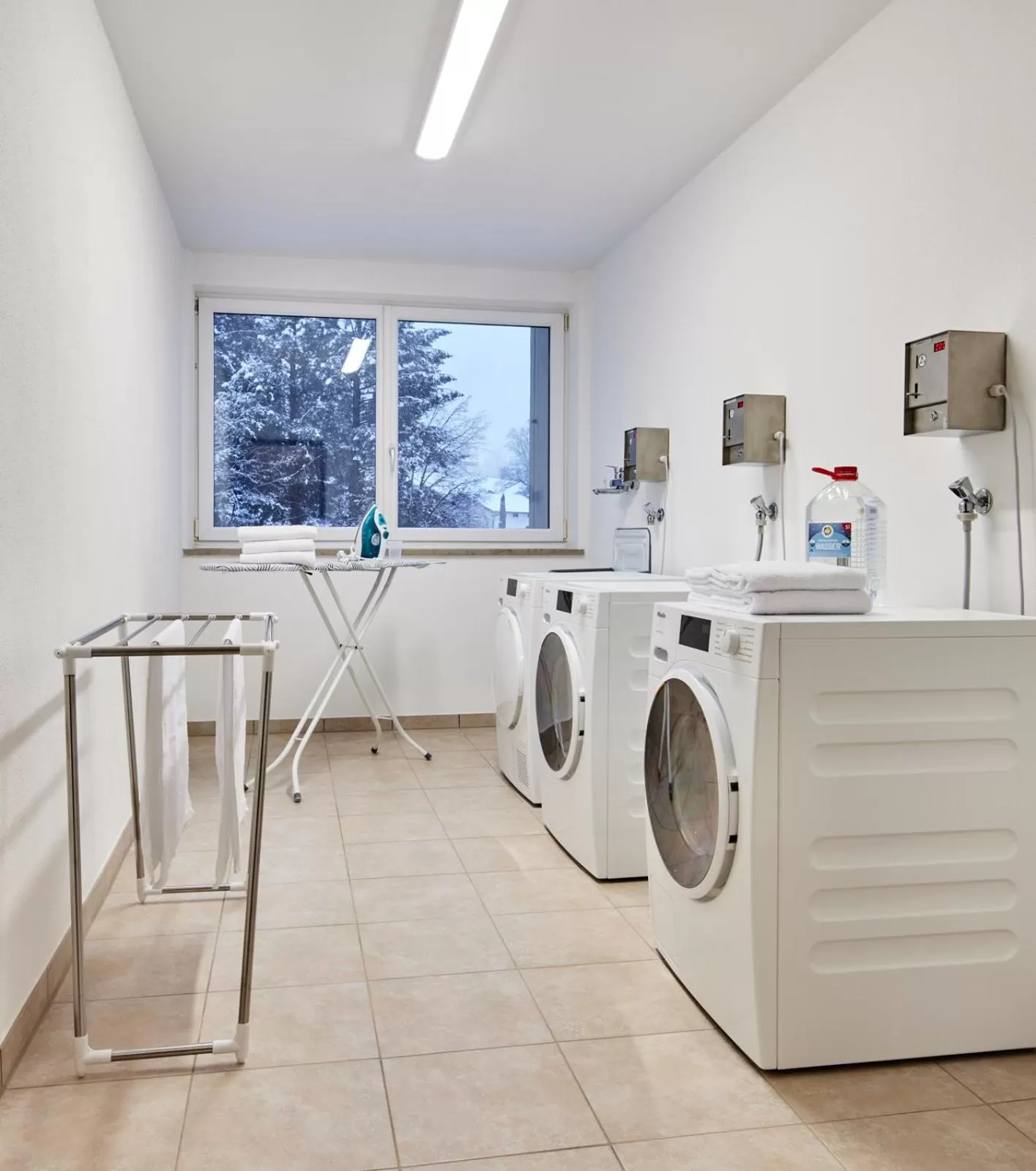 washing machine in Boardinghouse Das RUNDUM