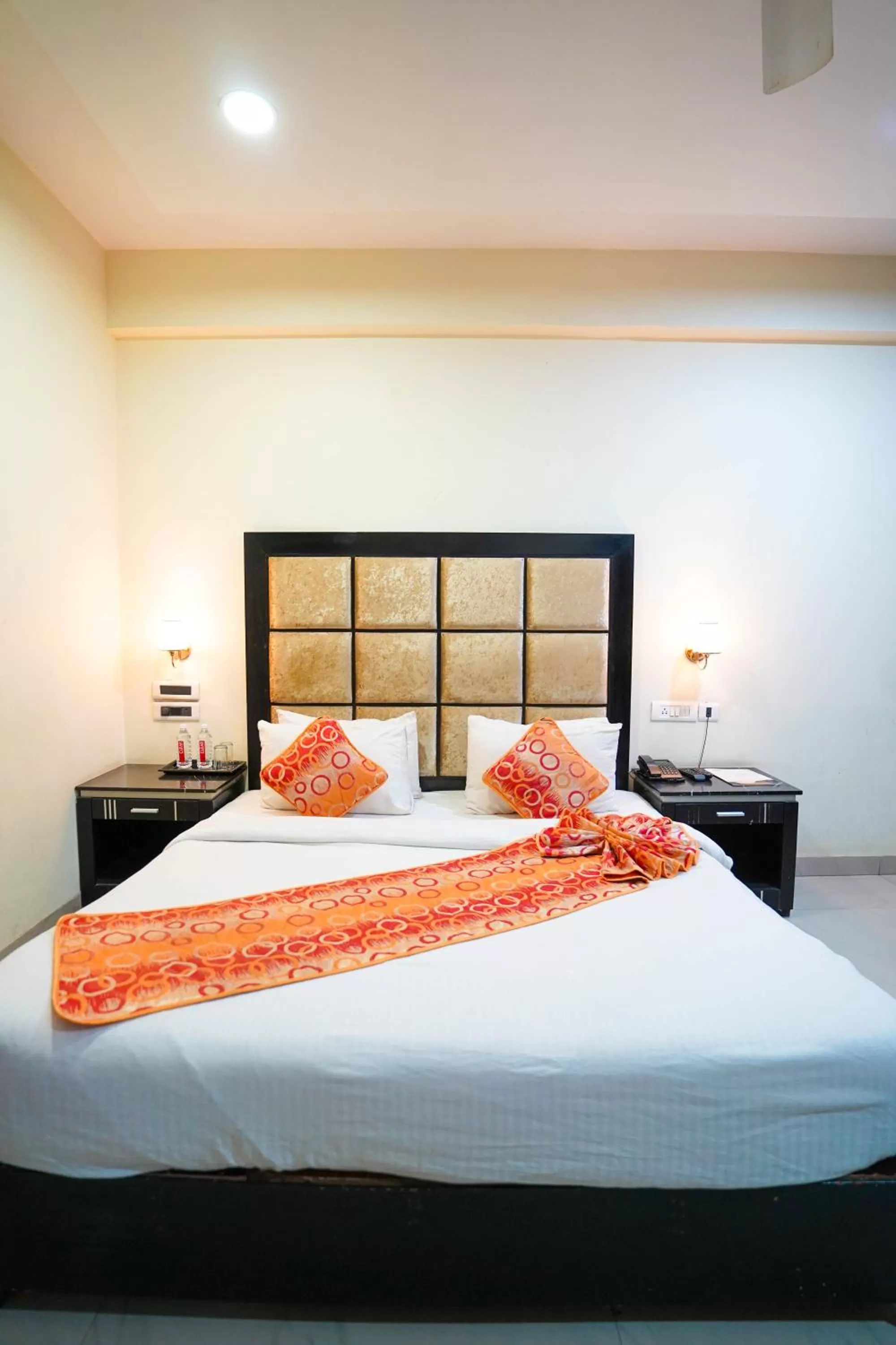 Bedroom, Bed in HOTEL SEVENTH SENSE