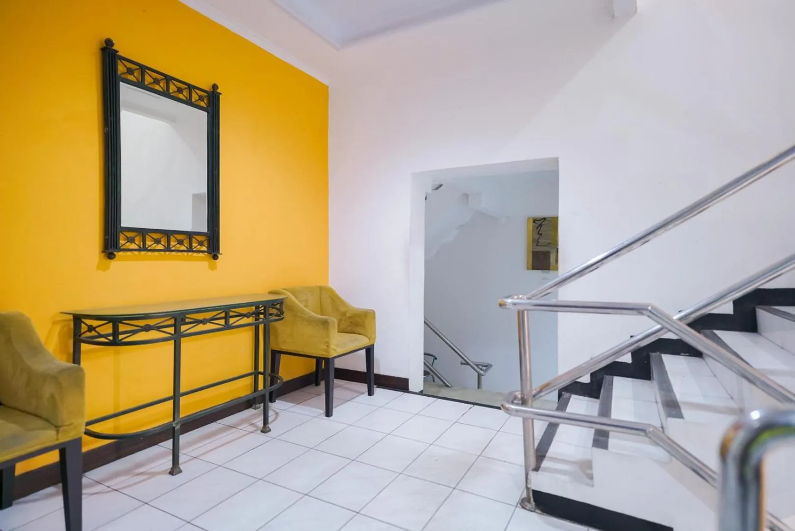 Property building, Seating Area in Urbanview Hotel Bes Mangga Besar by RedDoorz