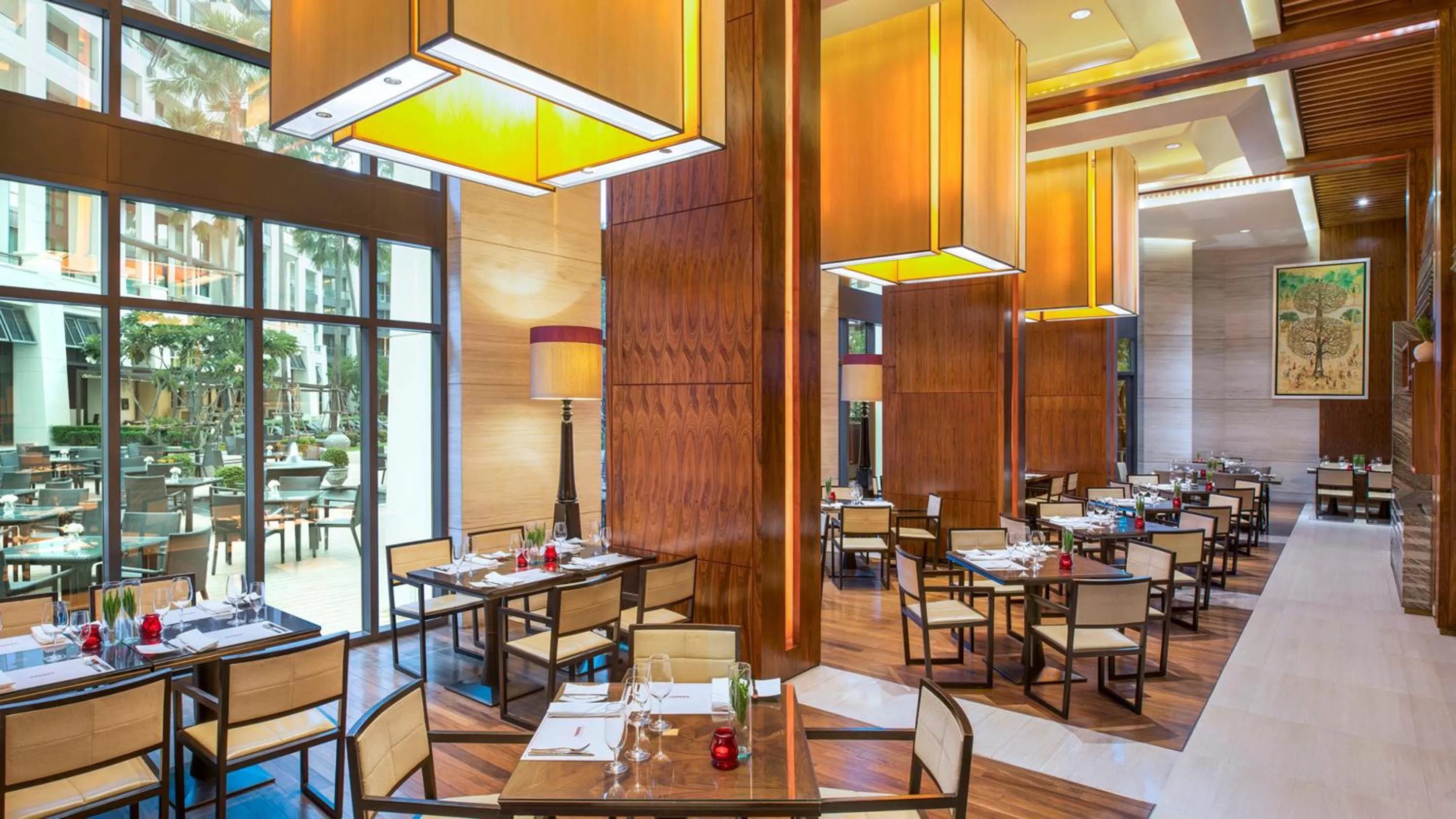 Restaurant/places to eat in Siam Kempinski Hotel Bangkok