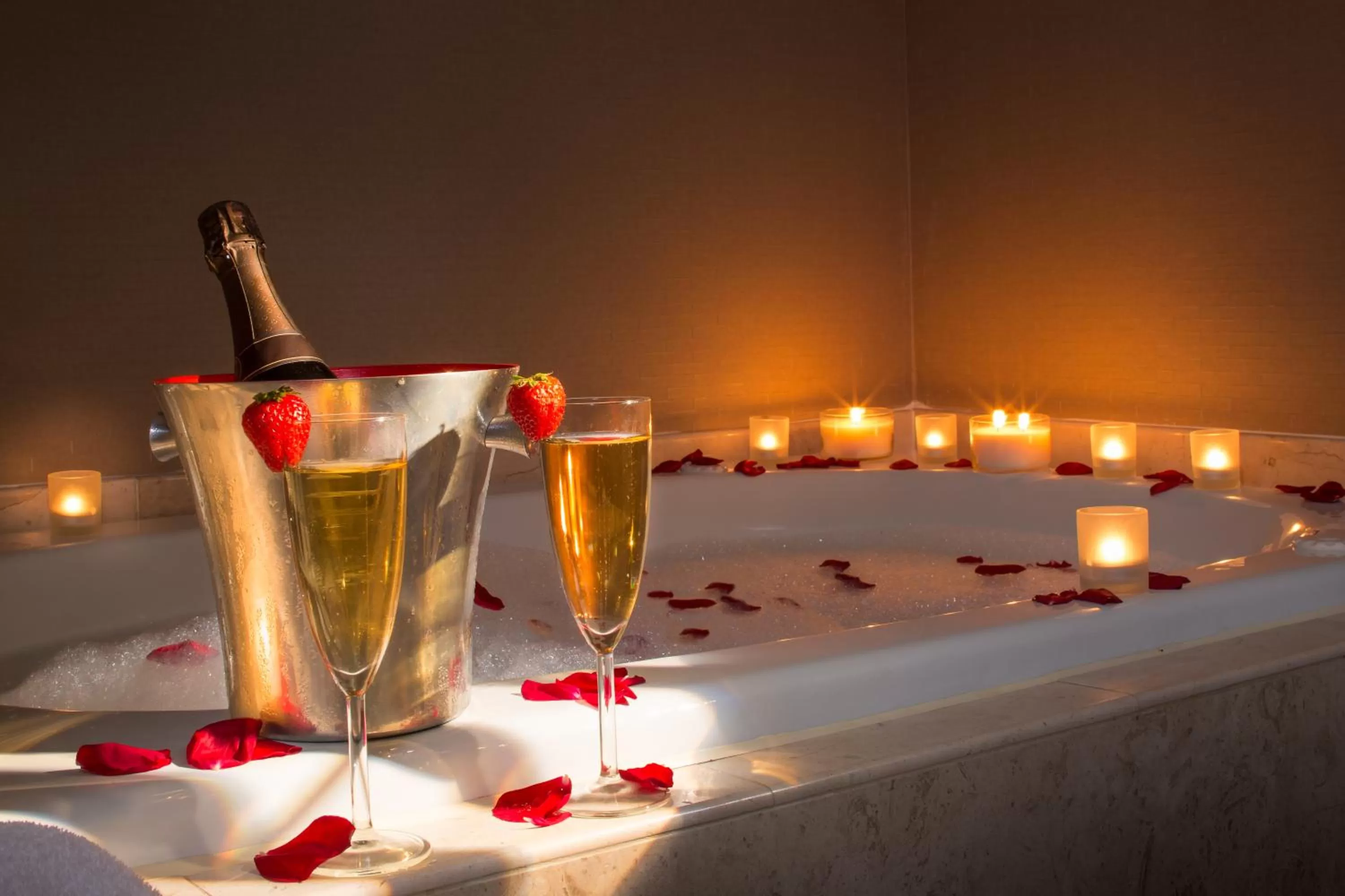 Bathroom in DoubleTree by Hilton New York-LaGuardia