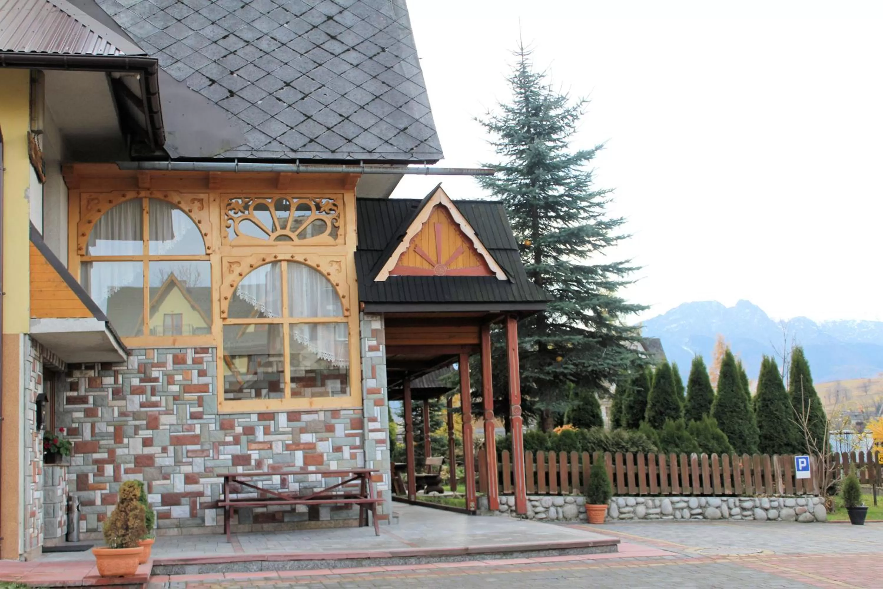 Property building in Willa Grzesiczek