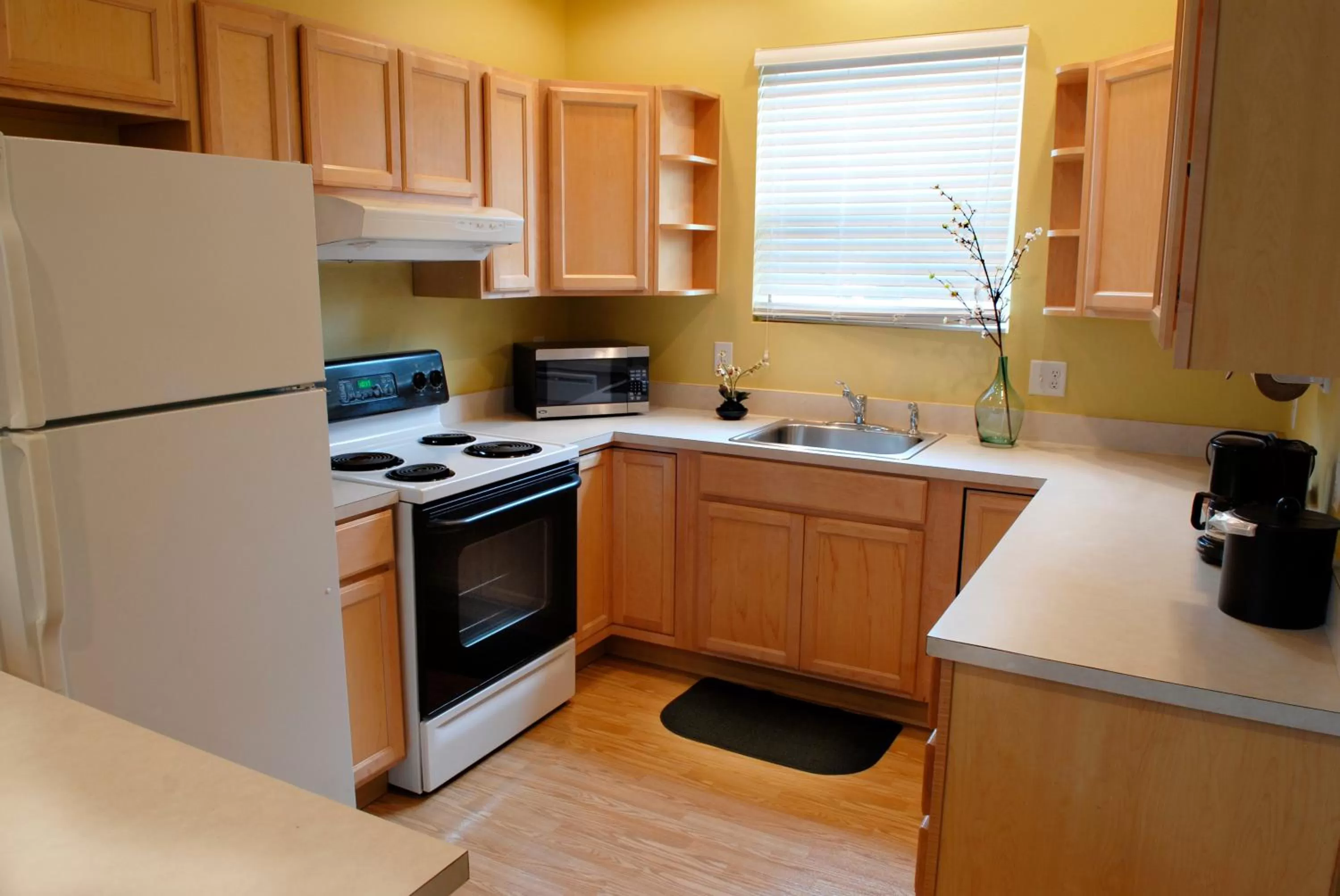 Kitchen or kitchenette in Inn at Wecoma