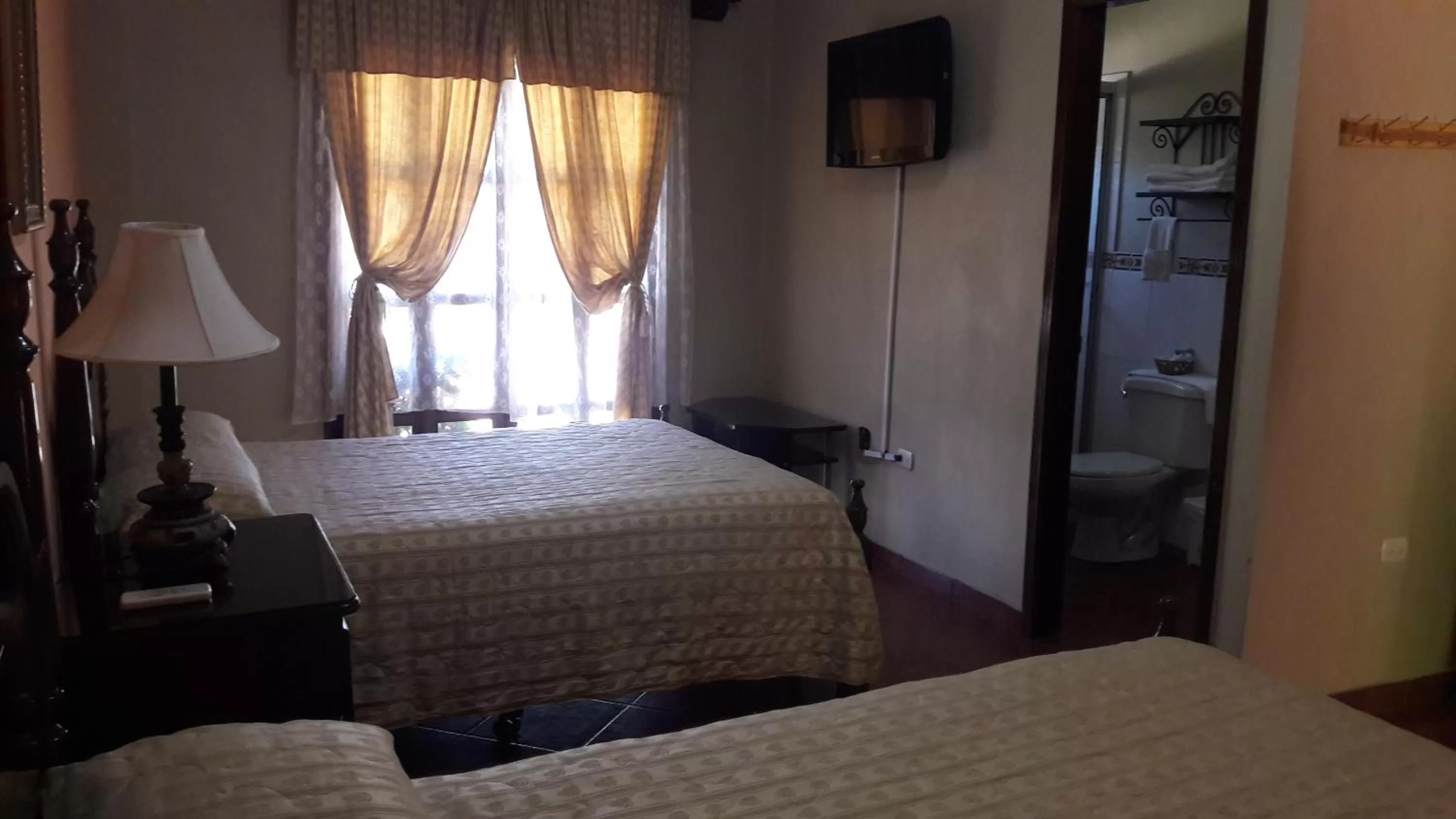 Day, Bed in Hotel Acropolis Maya