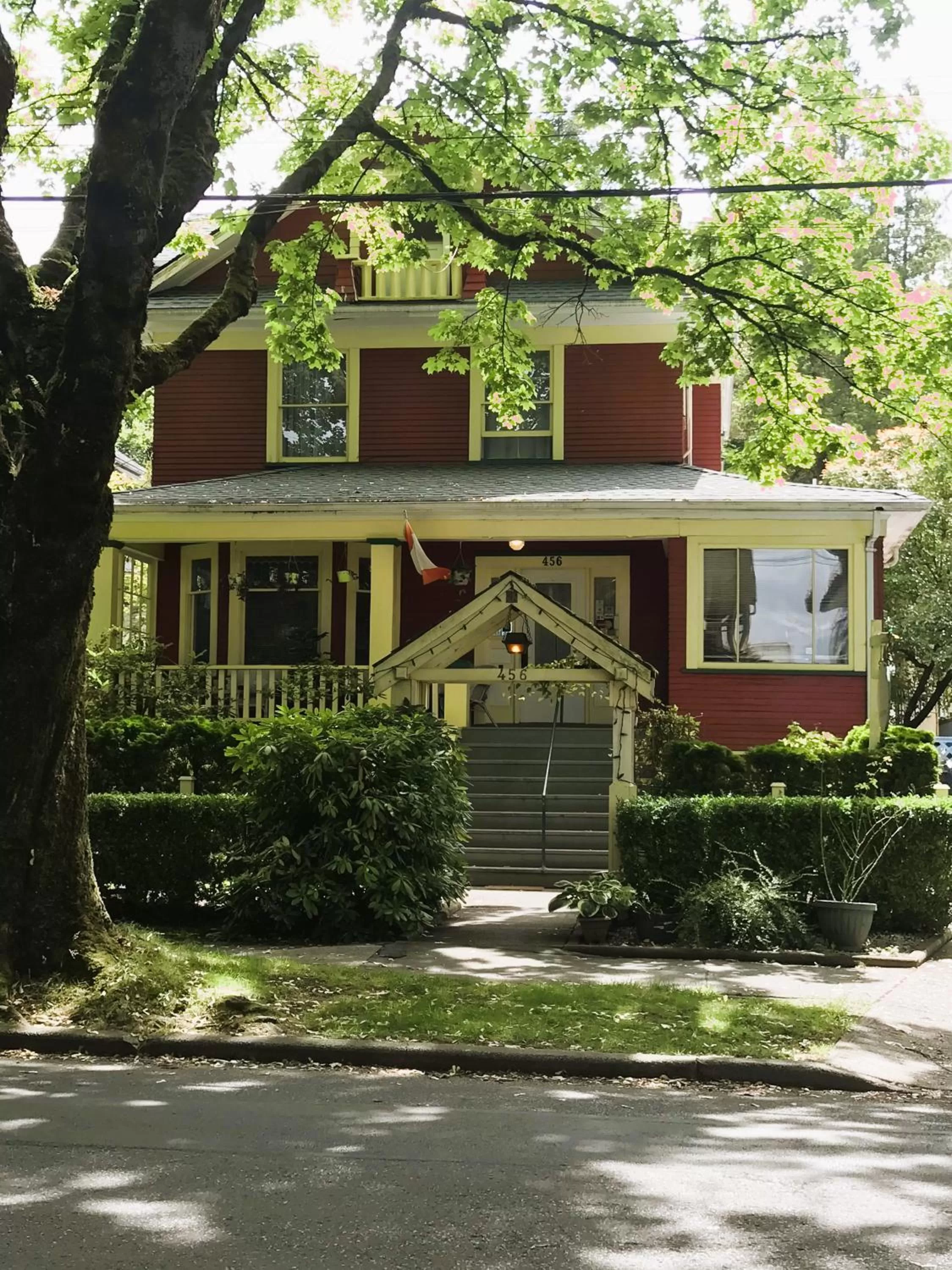 Property building in Douglas Guest House
