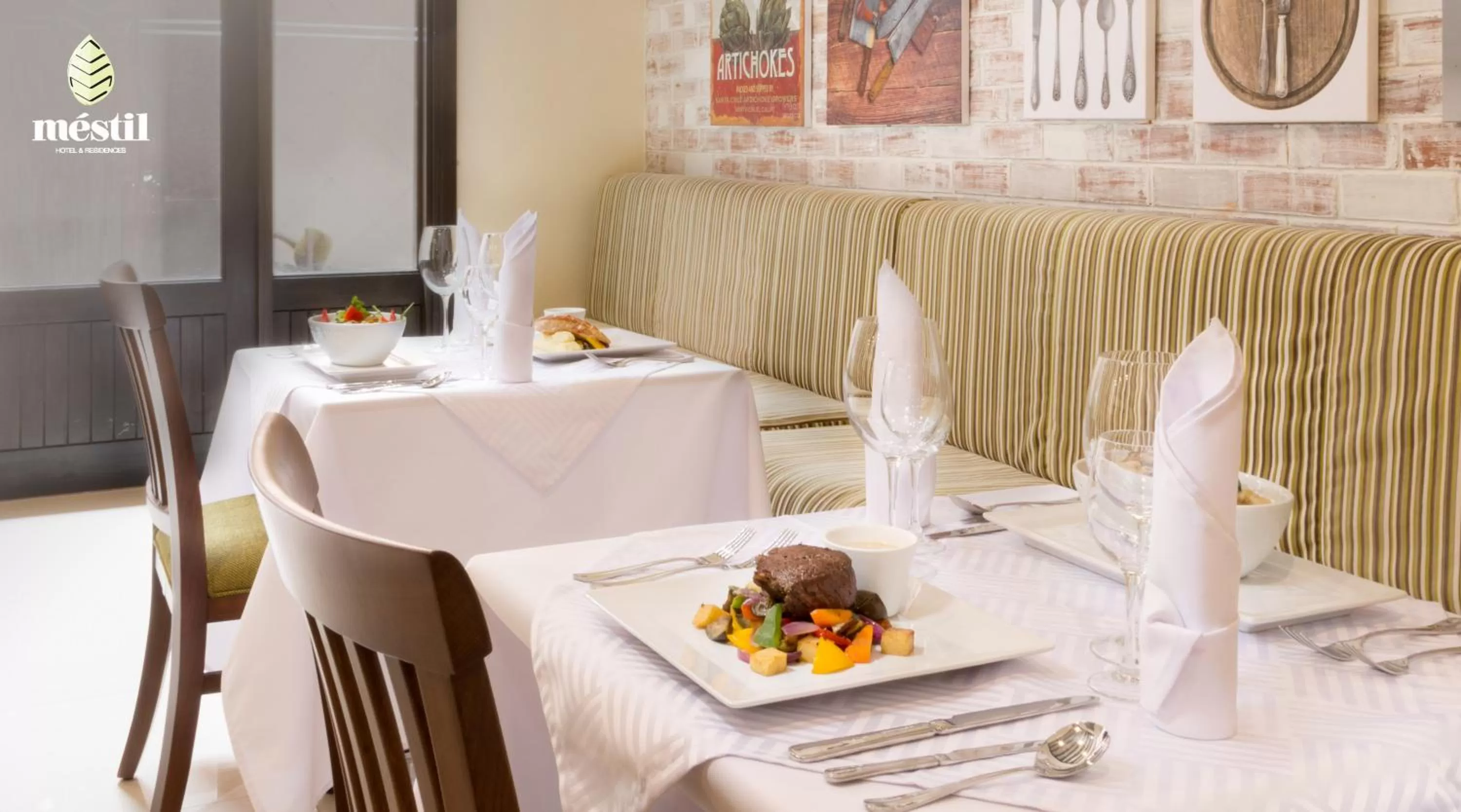 Restaurant/places to eat in Mestil Hotel & Residences