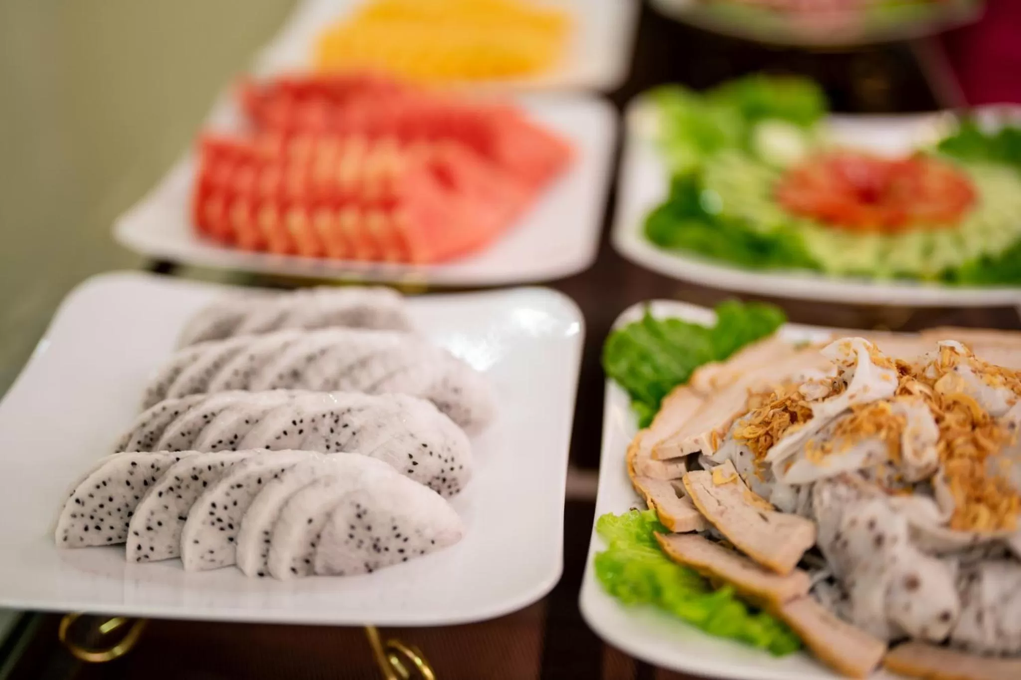 Restaurant/places to eat in Golden Legend Boutique Hotel