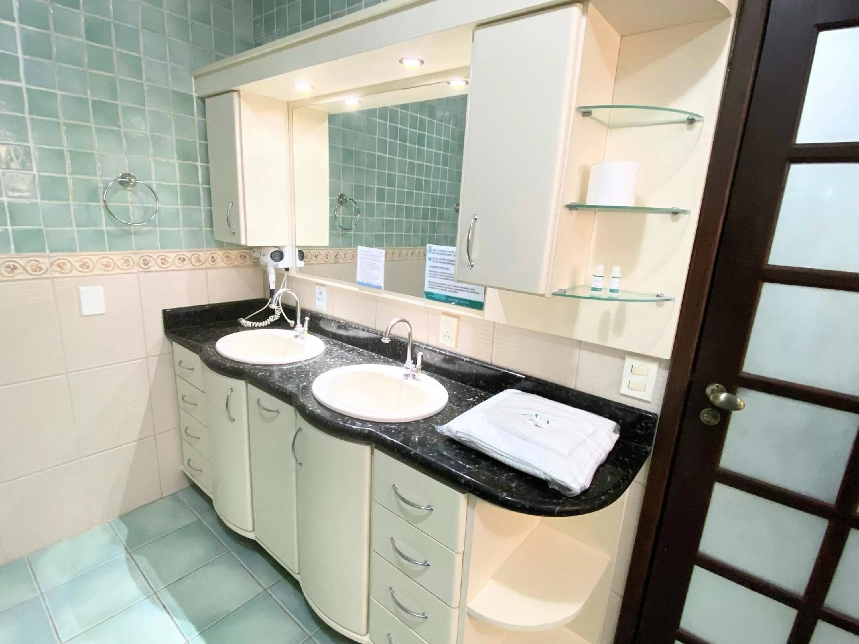 Bathroom in Pousada Canasvieiras