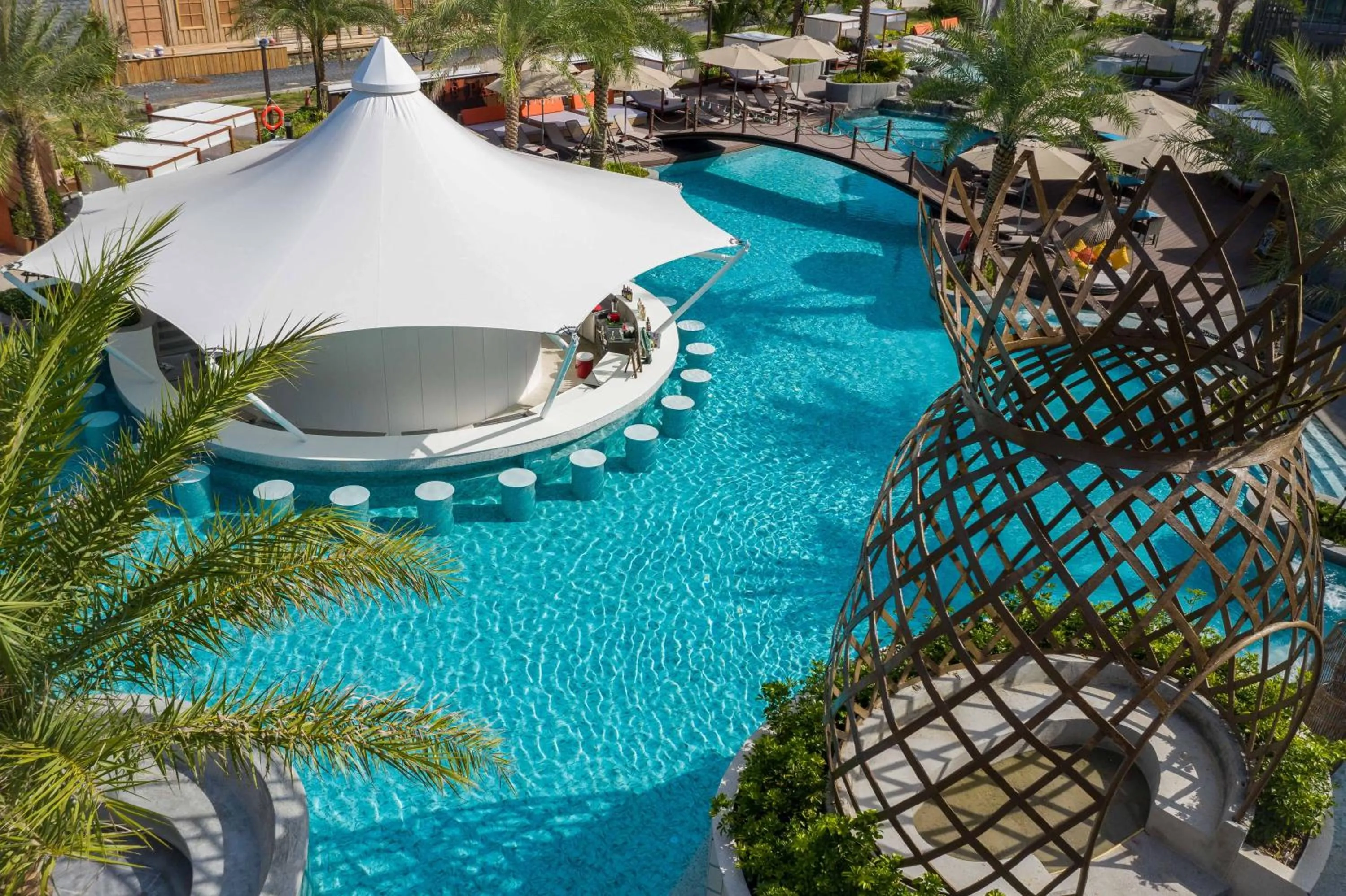 Swimming pool in Patong Bay Hill